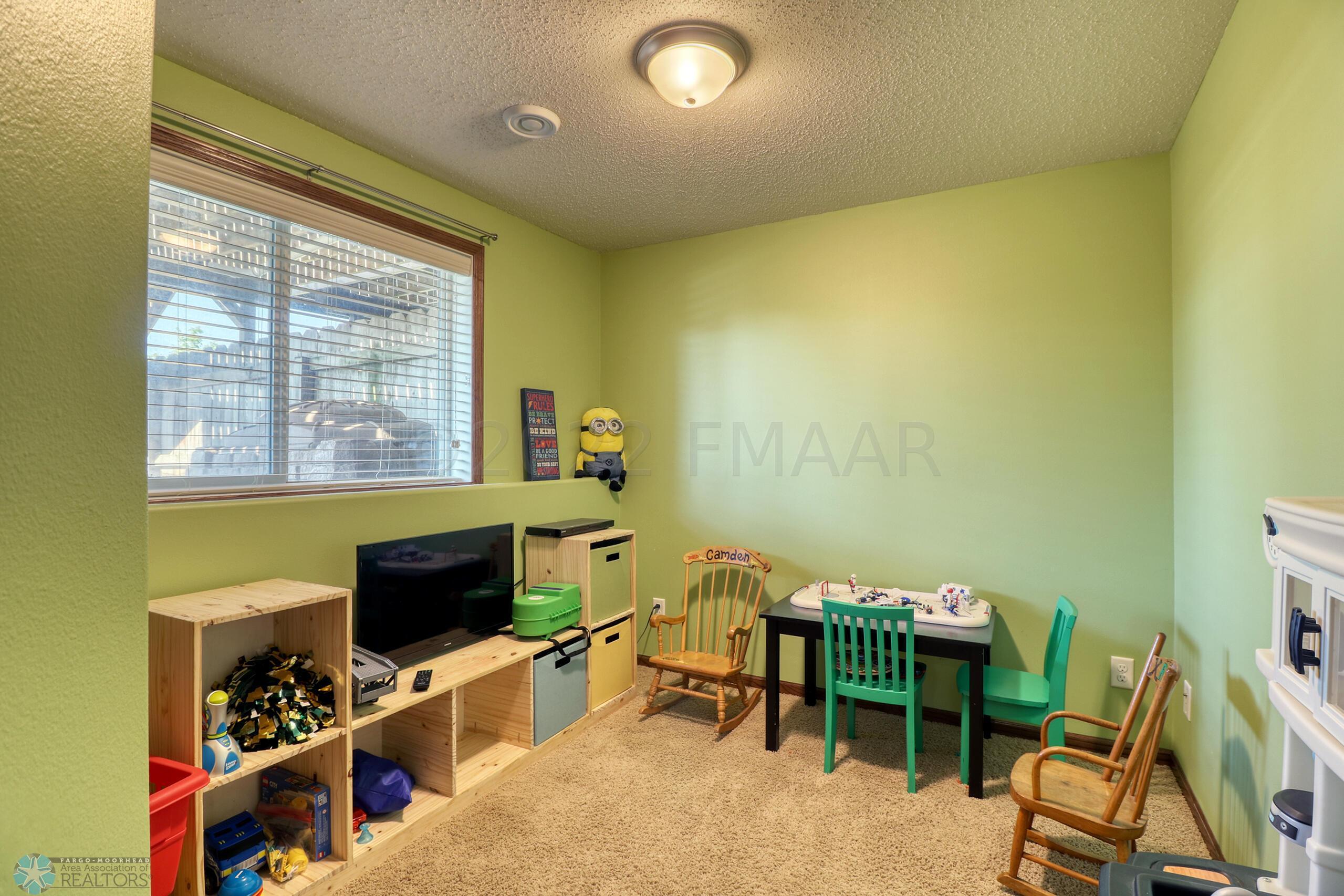 Basement Bedroom1_1
