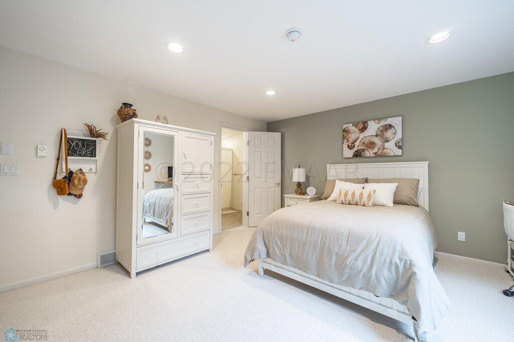 LL Bedroom 3