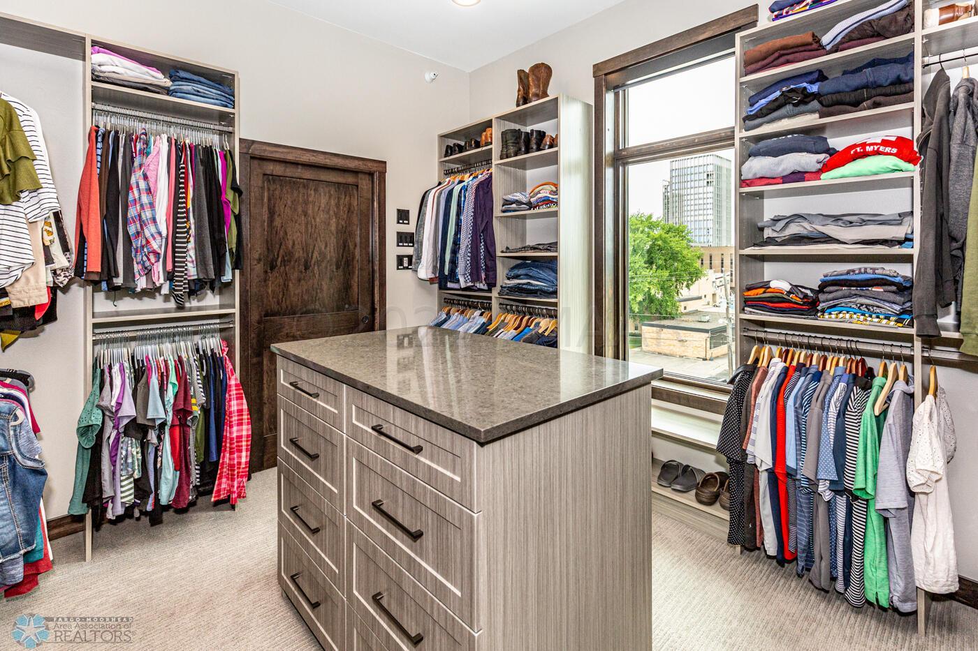 Walk in Closet