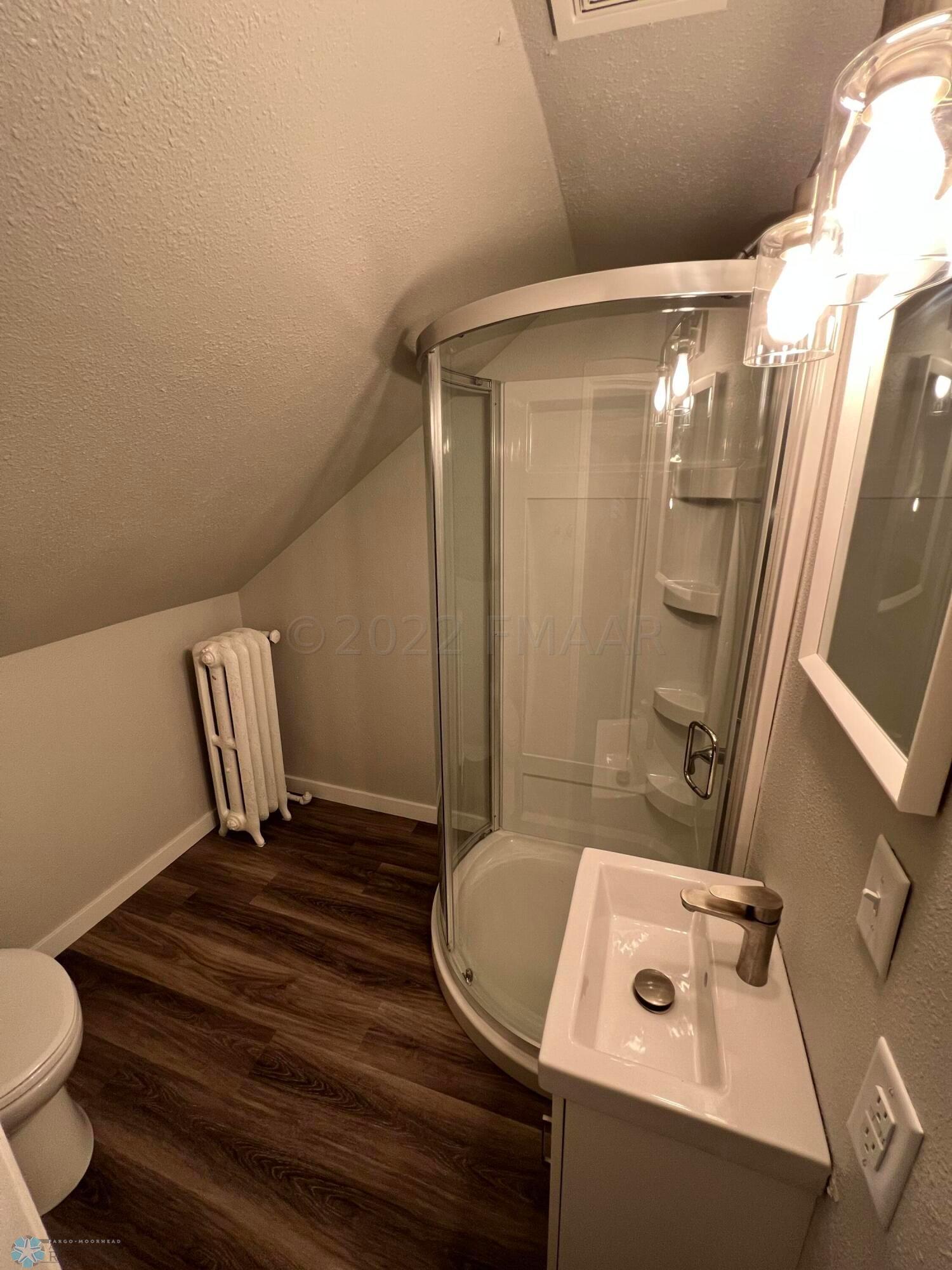 21. Bathroom 2.2