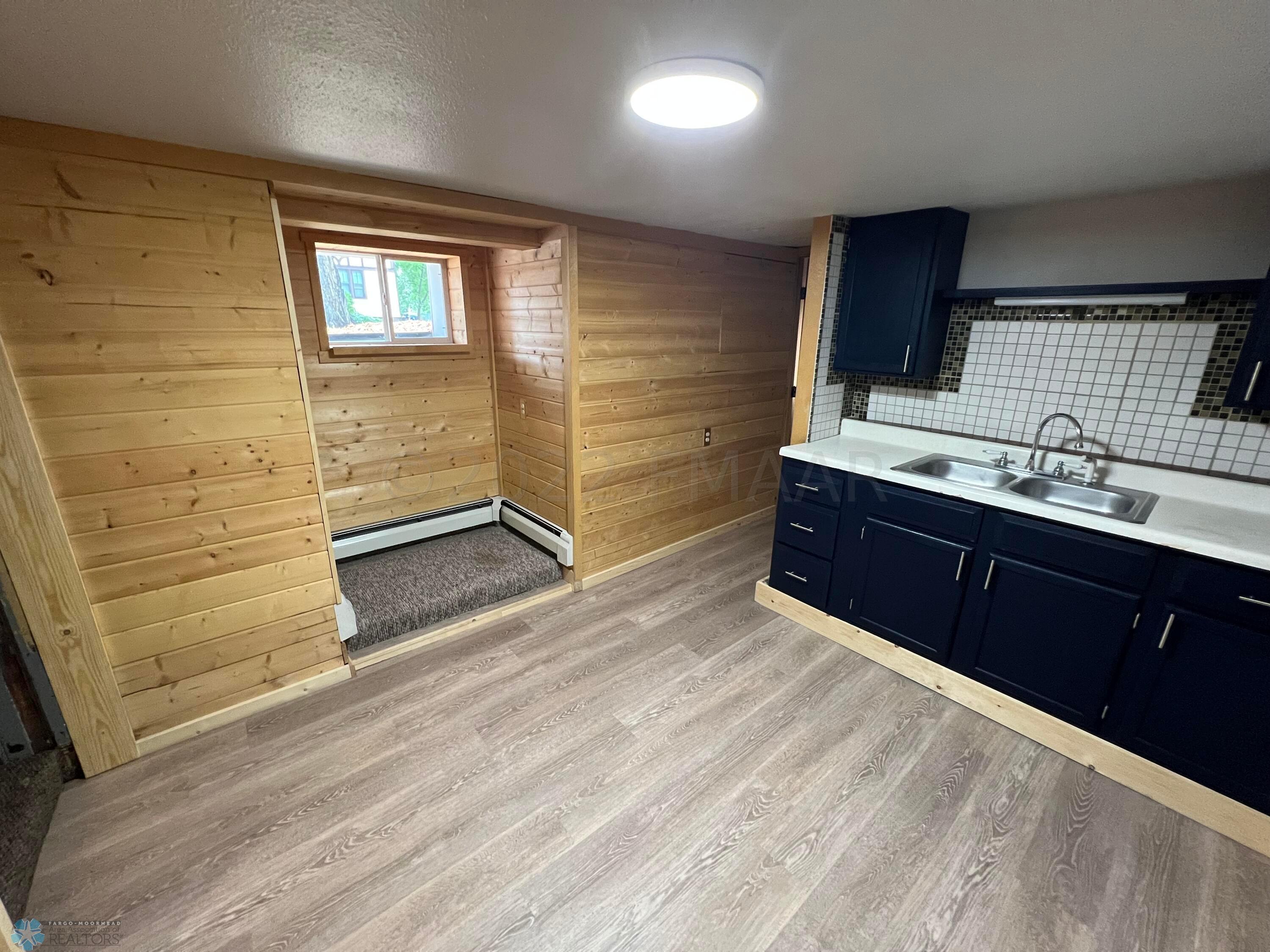 24. Kitchen 2.2