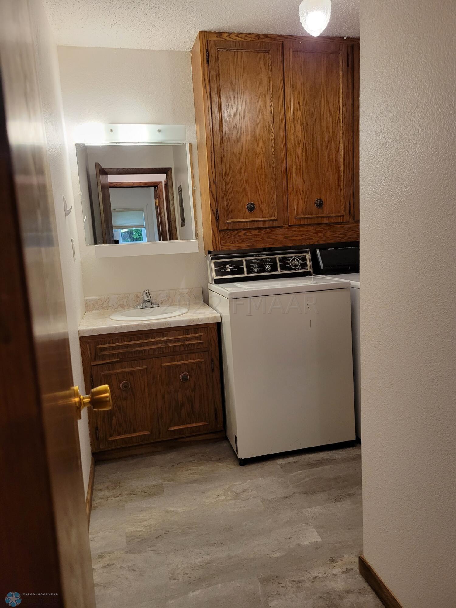 Bathroom/Utility