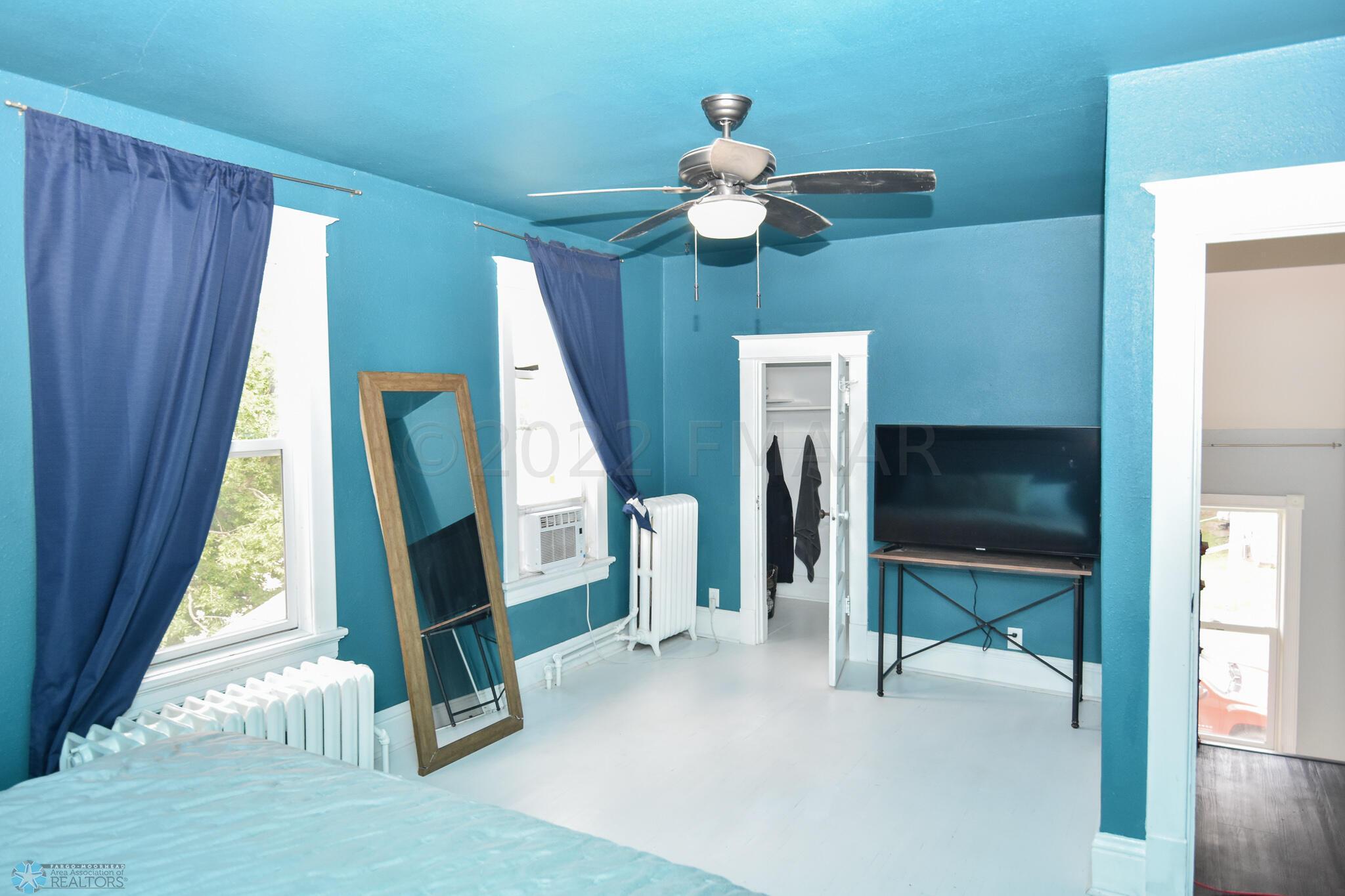Upper Bedroom 1