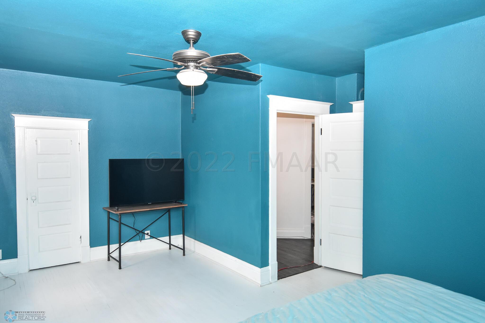 Upper Bedroom 1