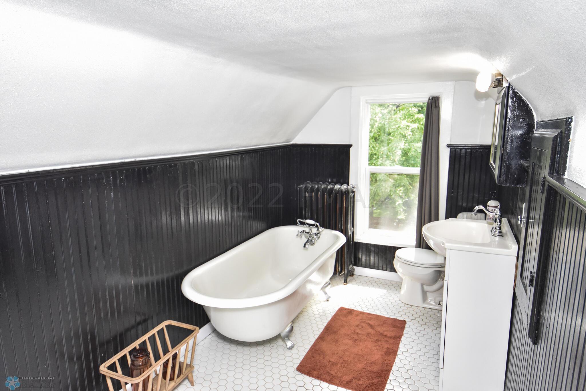 Upper Bathroom