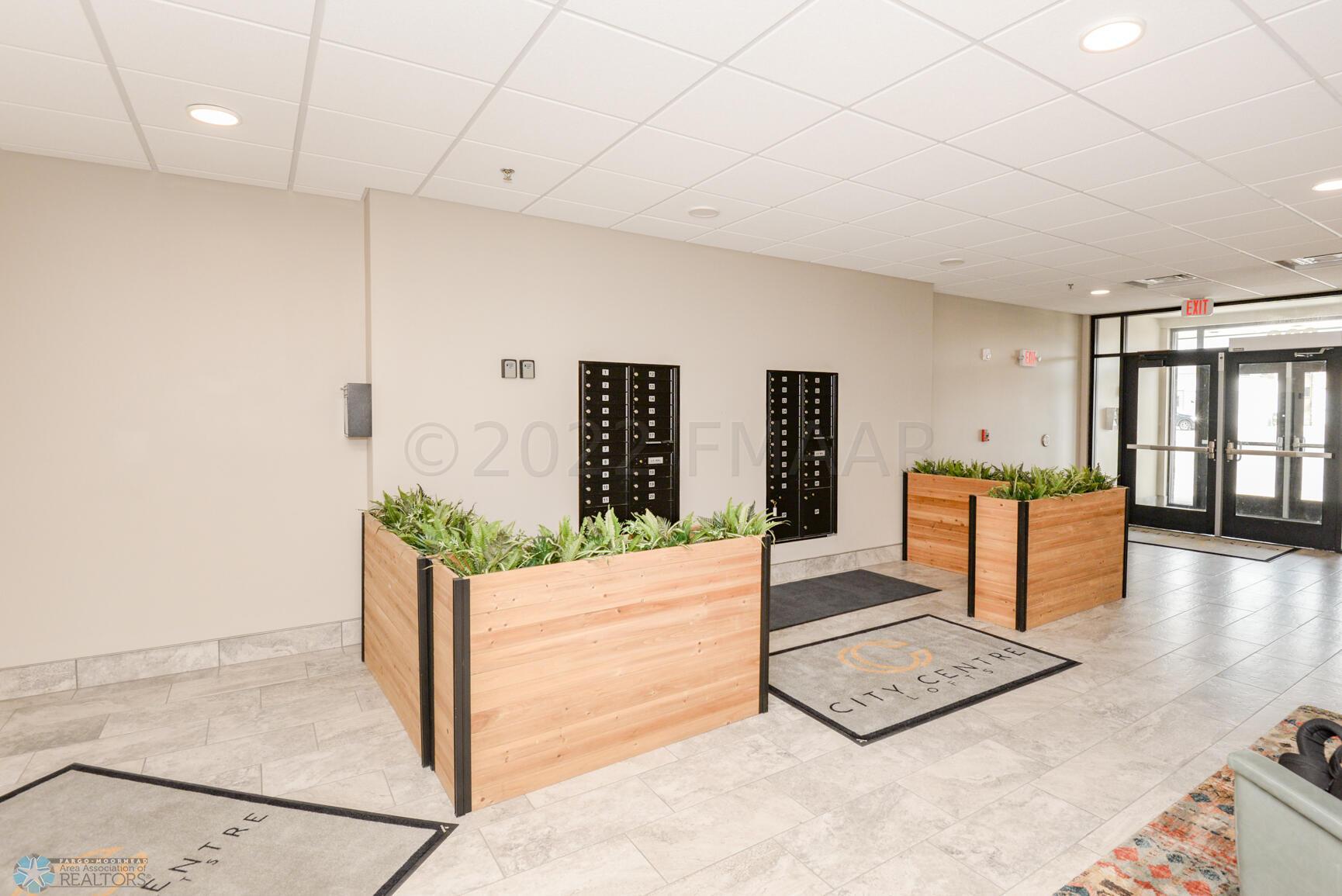 Entry/Mailboxes