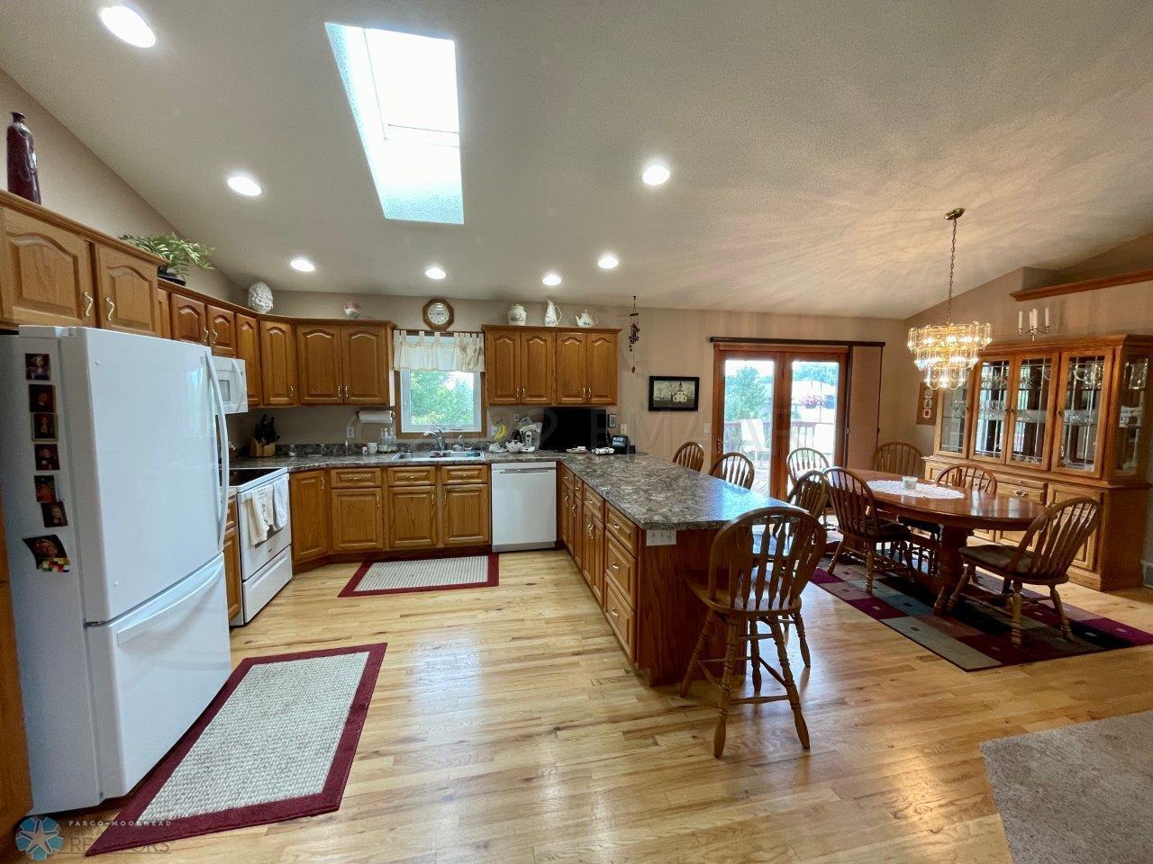 3-Kitchen (1)