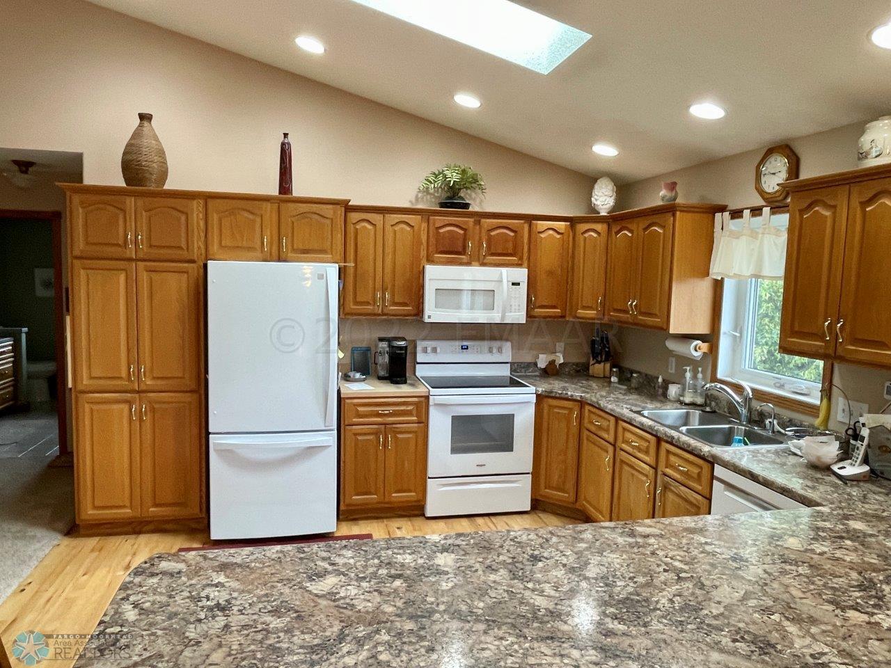 3-Kitchen (5)