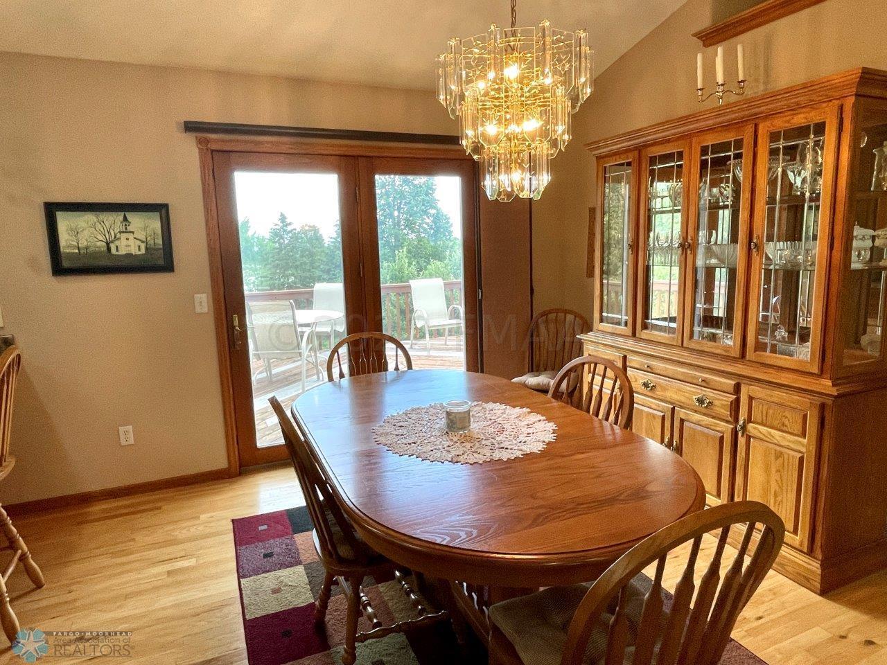 4-Dining room (1)