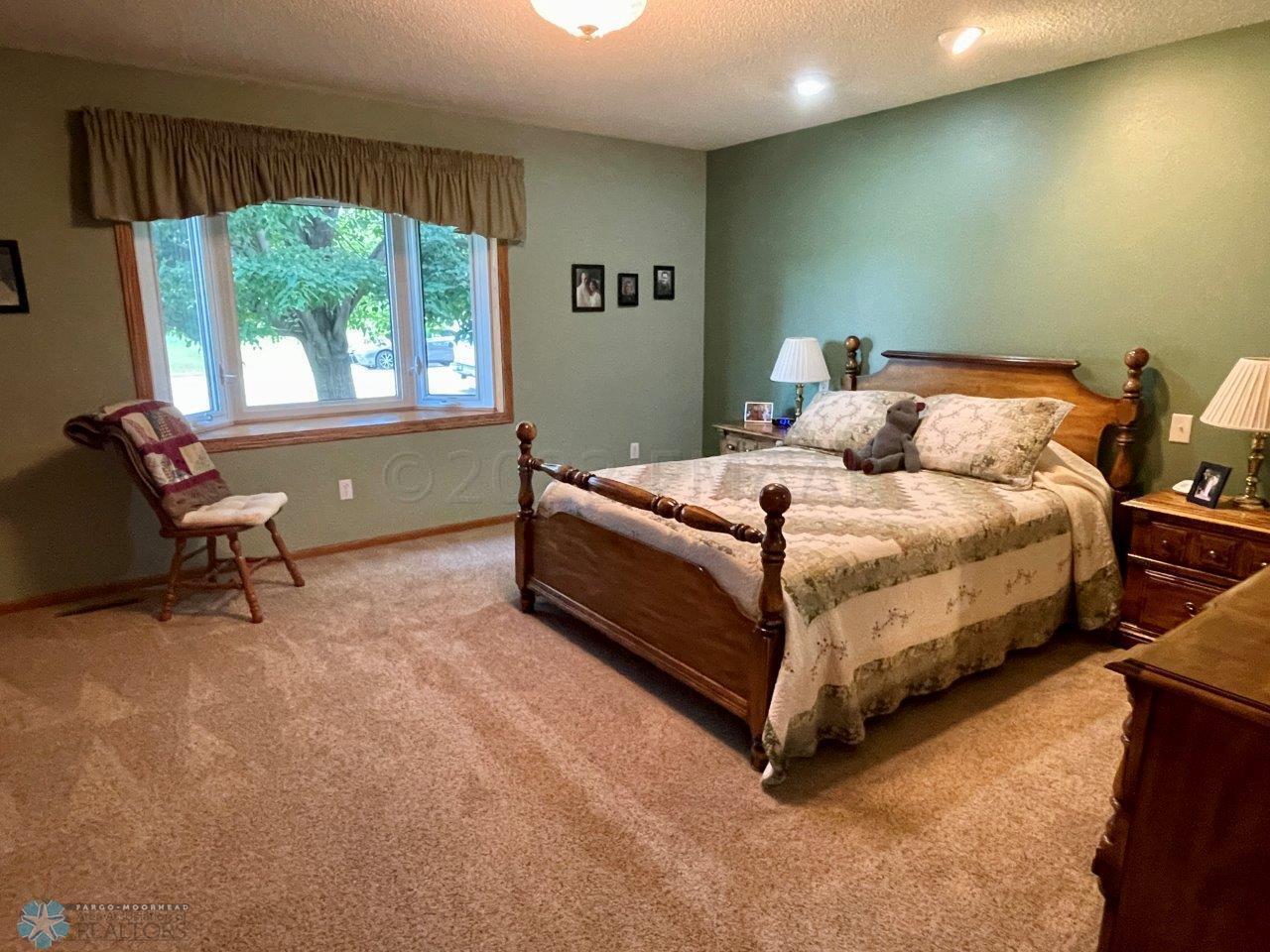 5-Bedroom 1 (1)