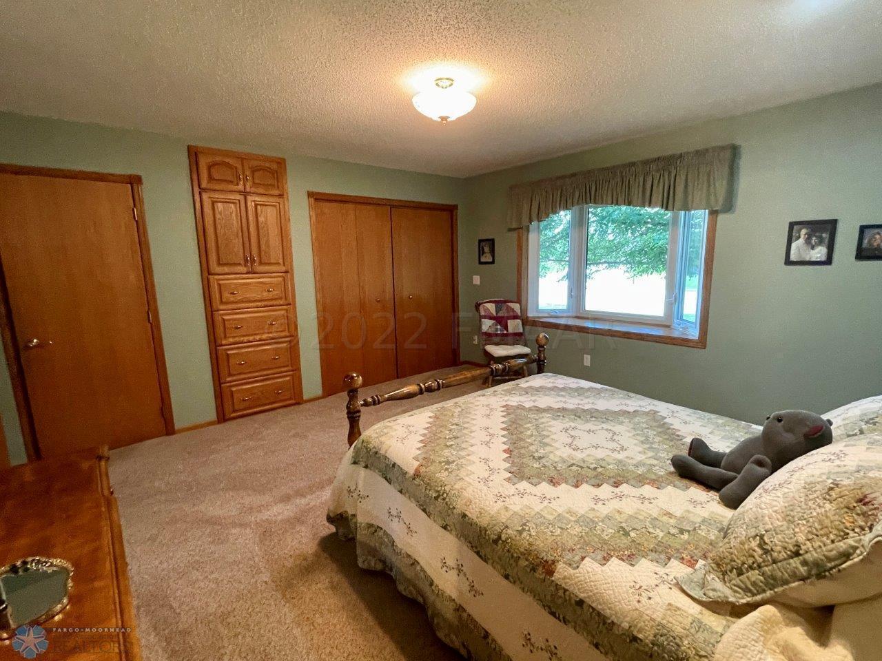 5-Bedroom 1 (2)