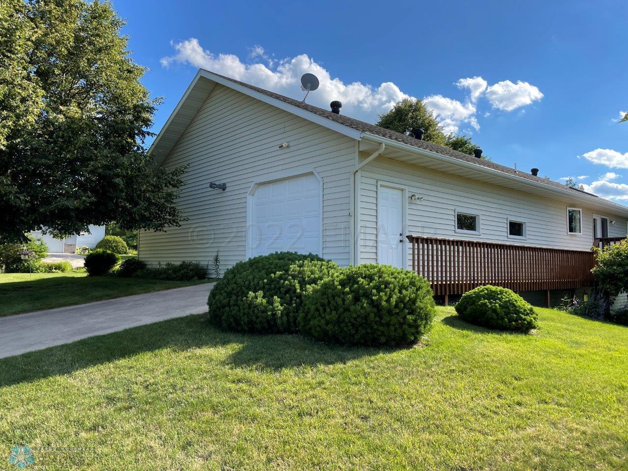 14-East side of garage with overhead doo