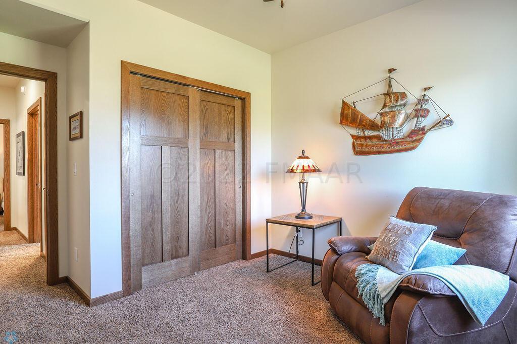 640 Westview Ln E, West Fargo