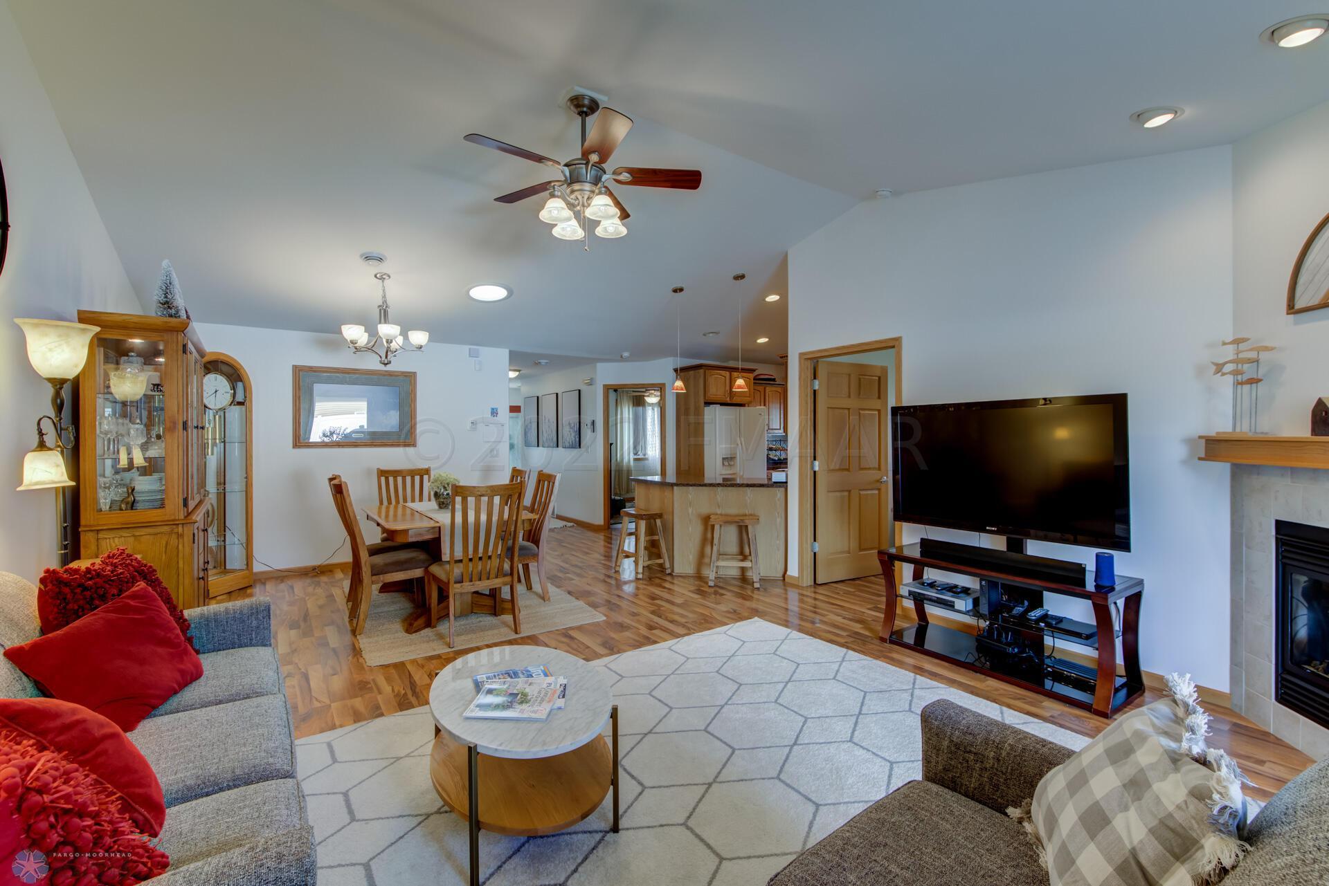 Living Room/Dining Room