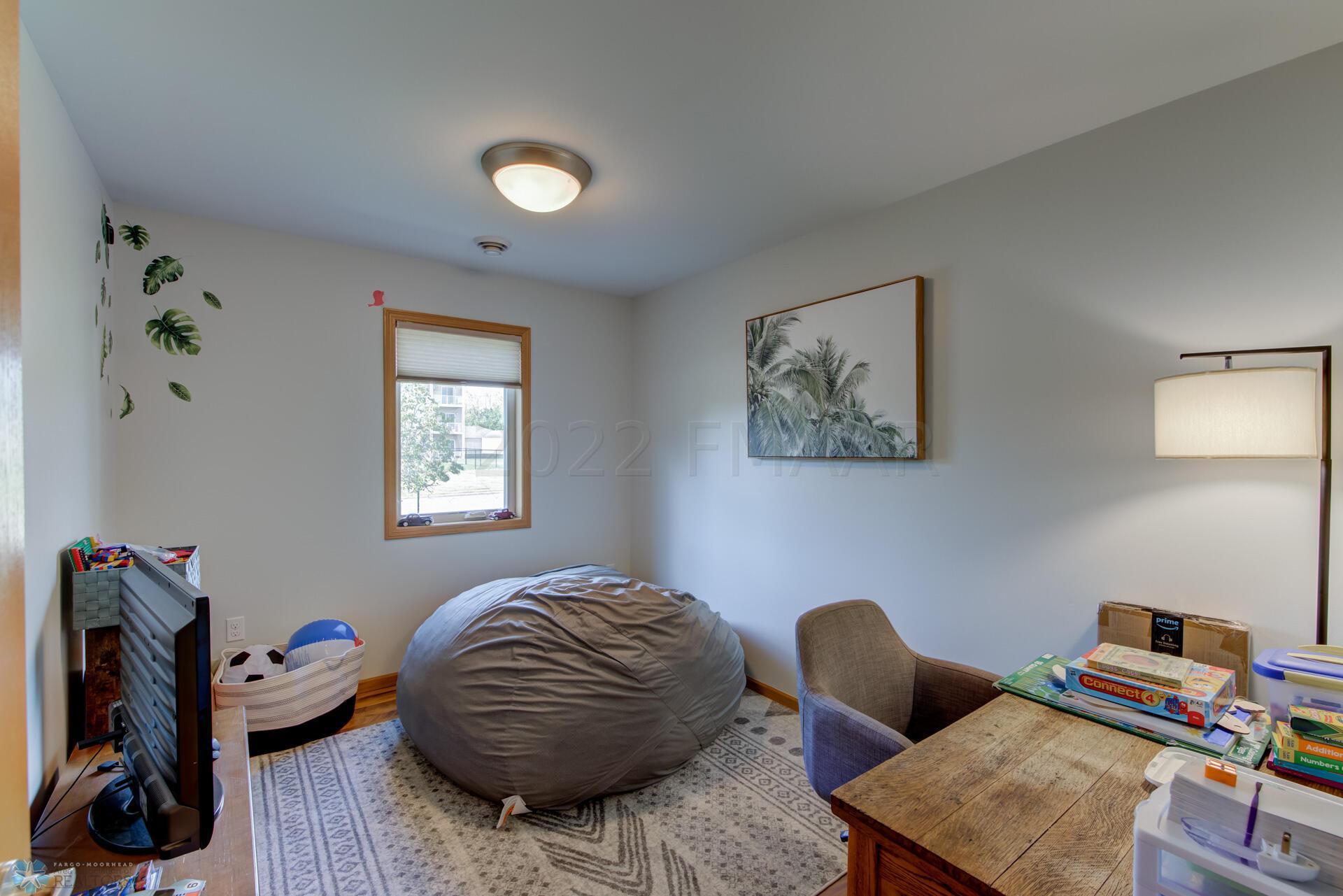 2nd Bedroom