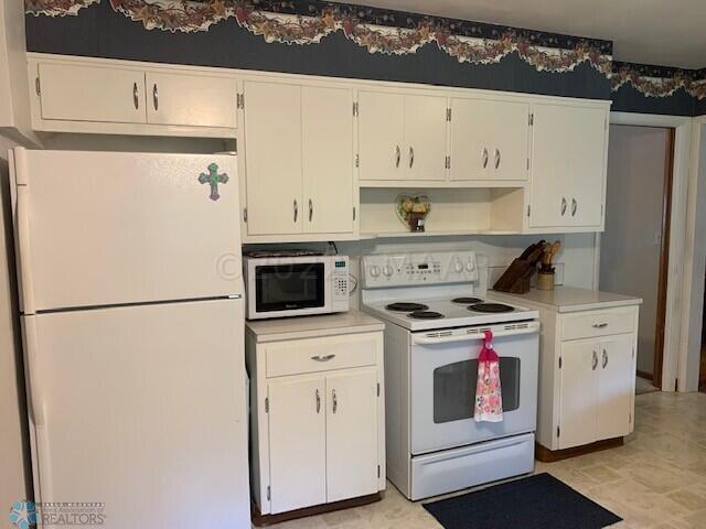 Kitchen 4