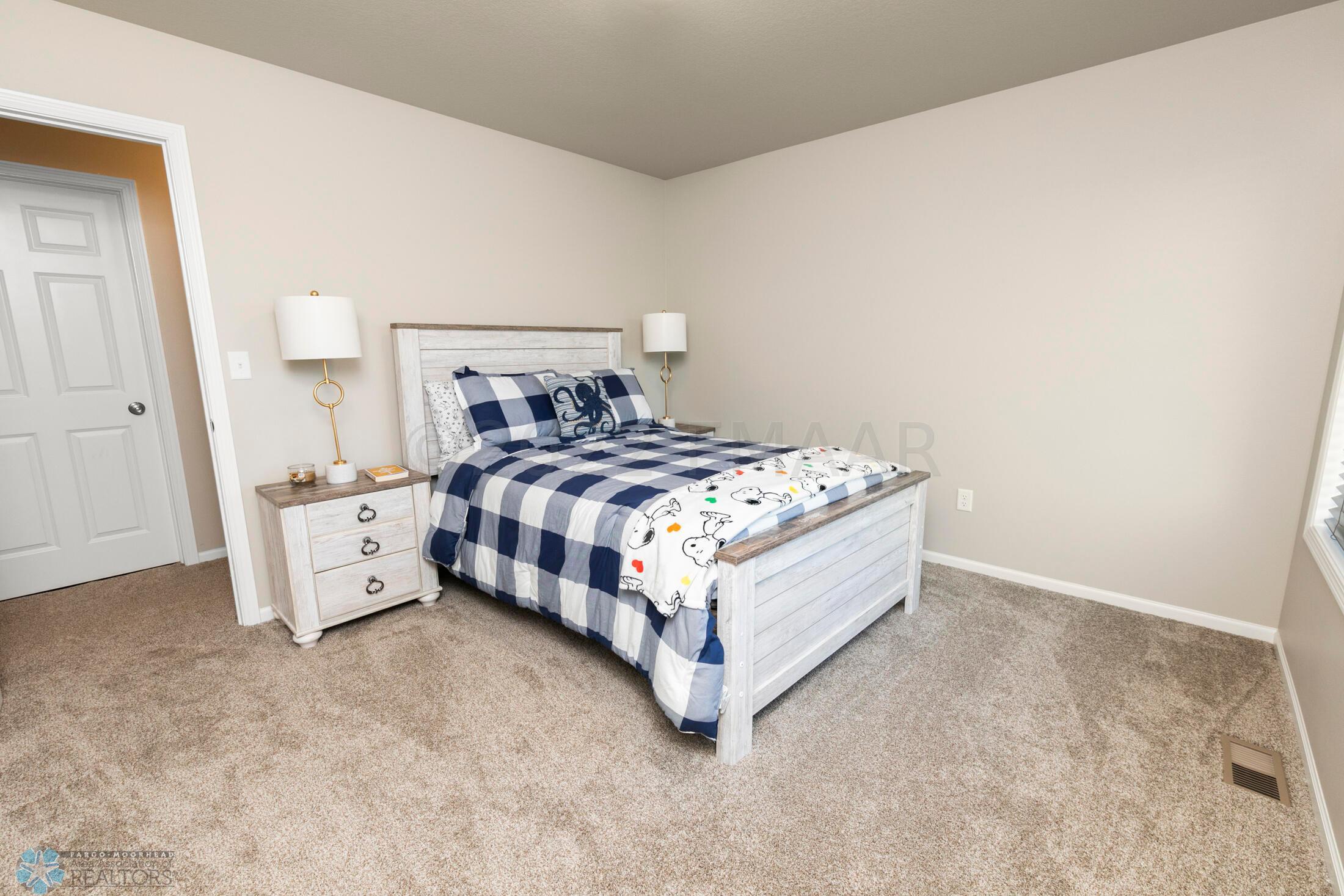 07-13-22-JL-1558_DDM_4593