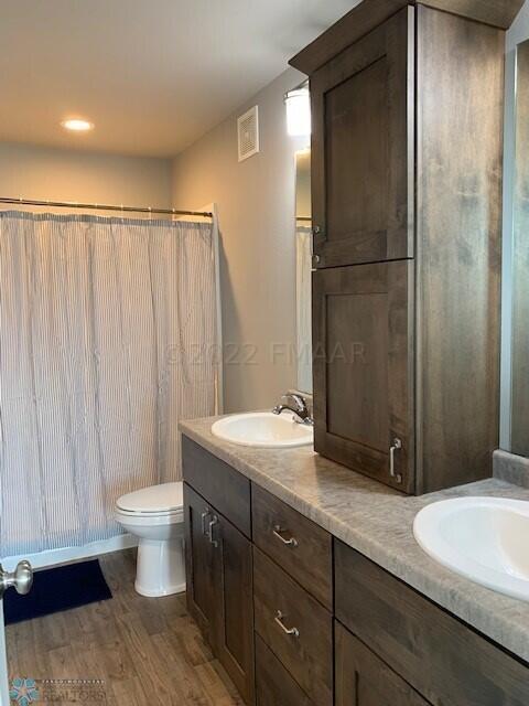 Master Bath 1