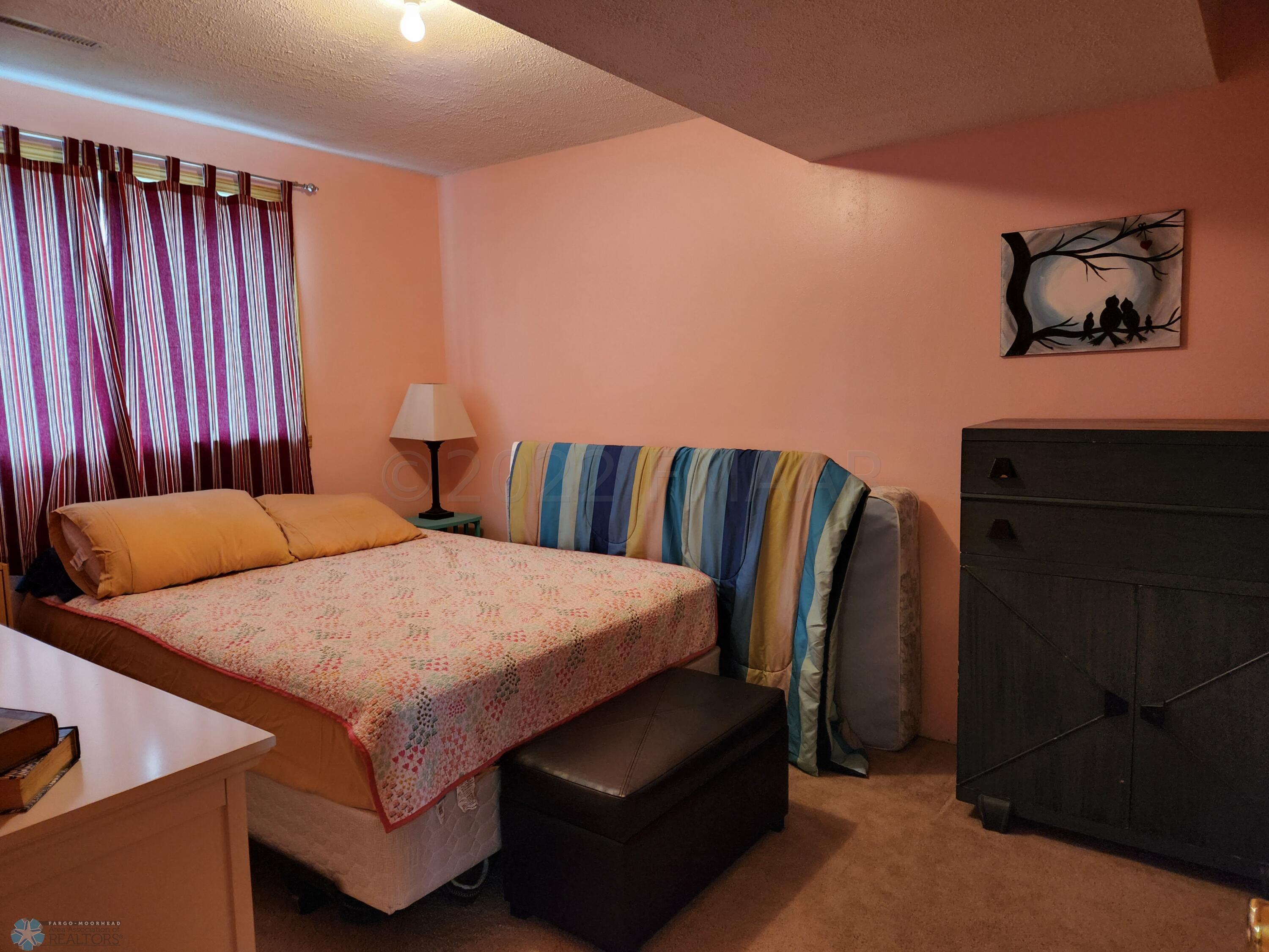 LL Bedroom 4