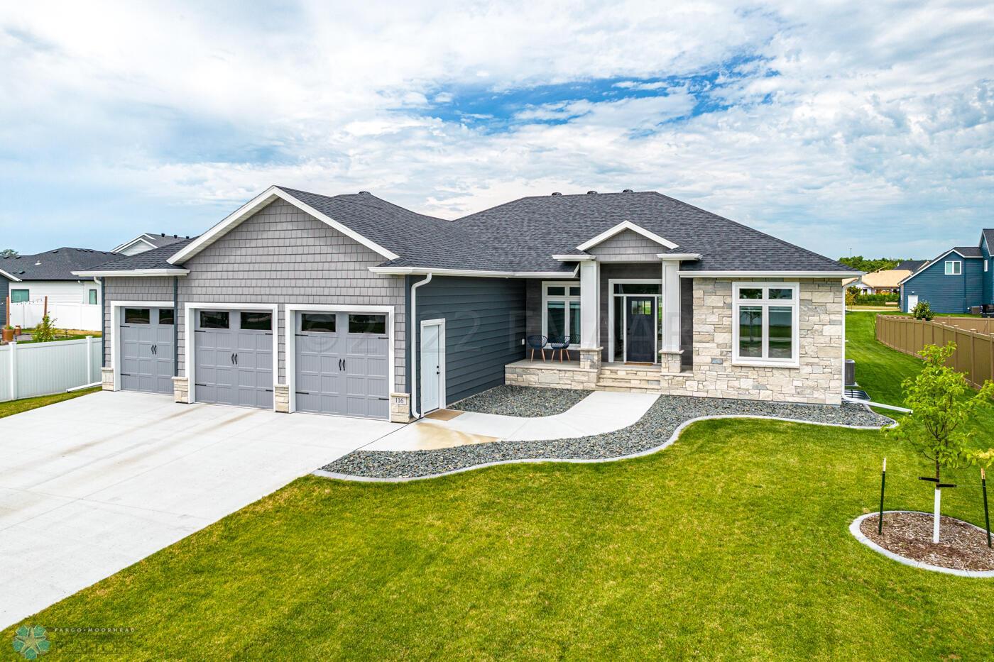 116 26th Ave E, West Fargo