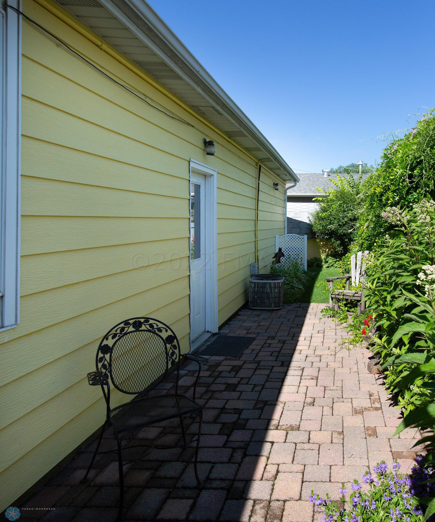 Paver Patio in Back