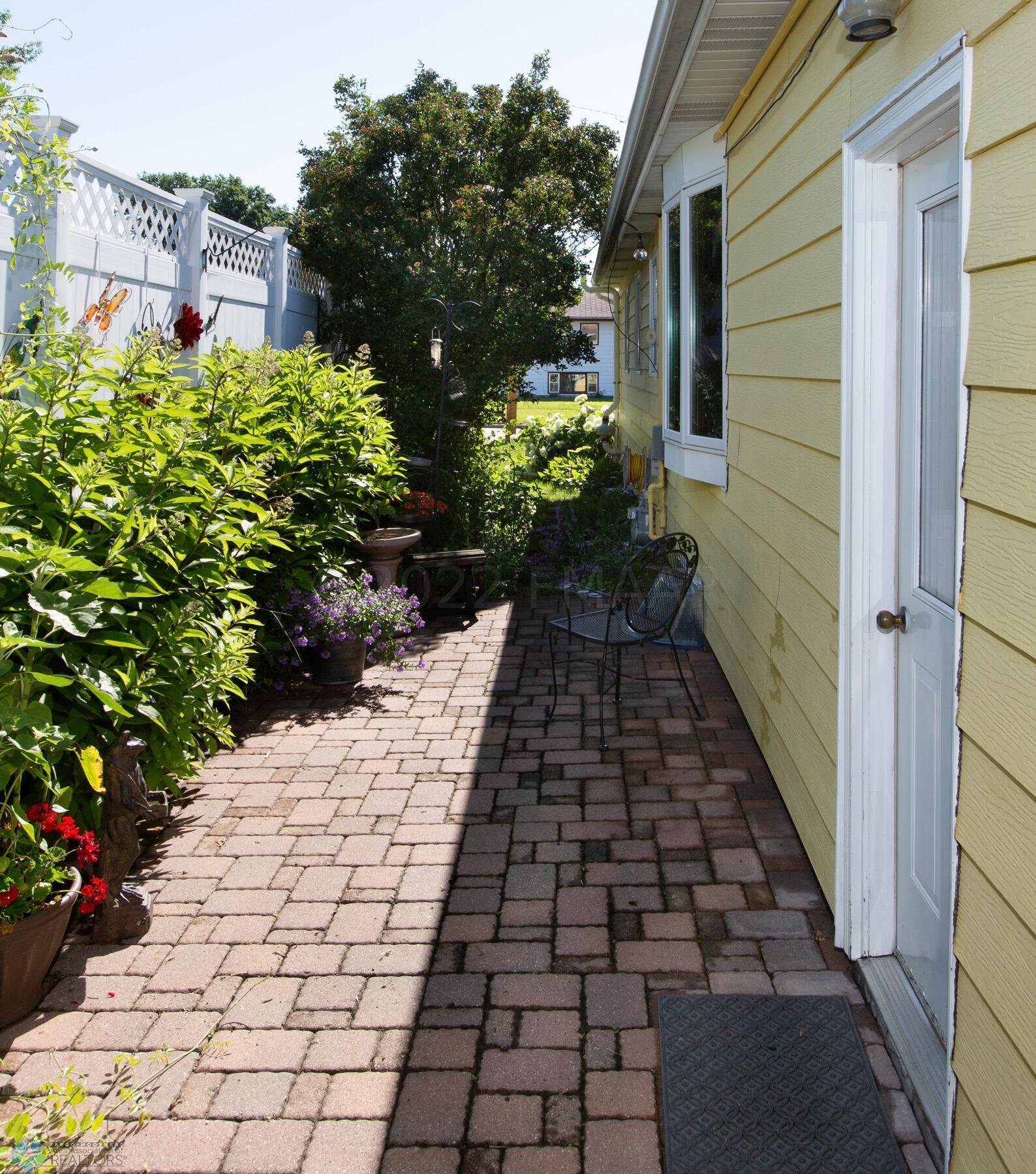 Paver Patio in Back