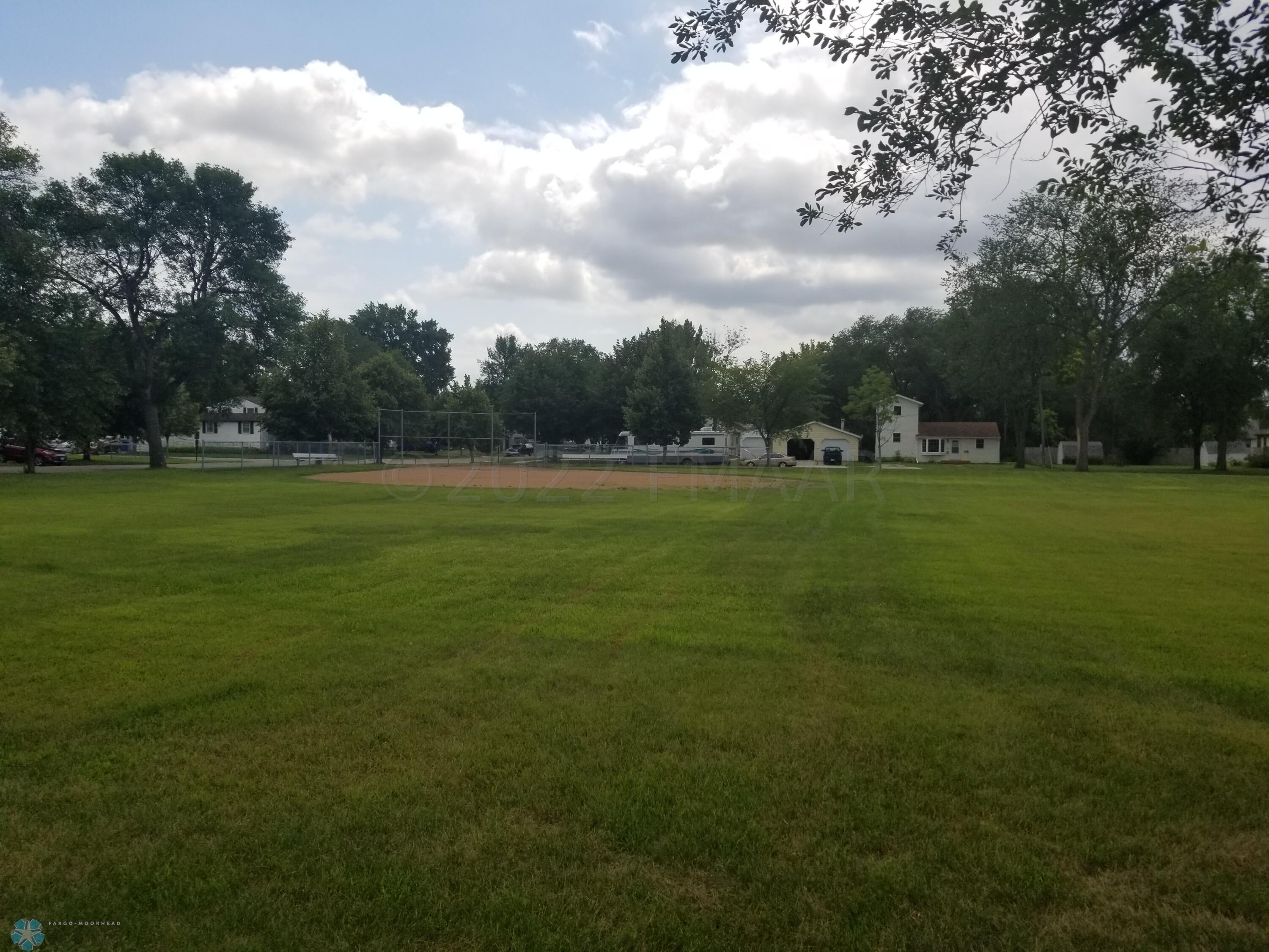 City Park 1 Block Away!