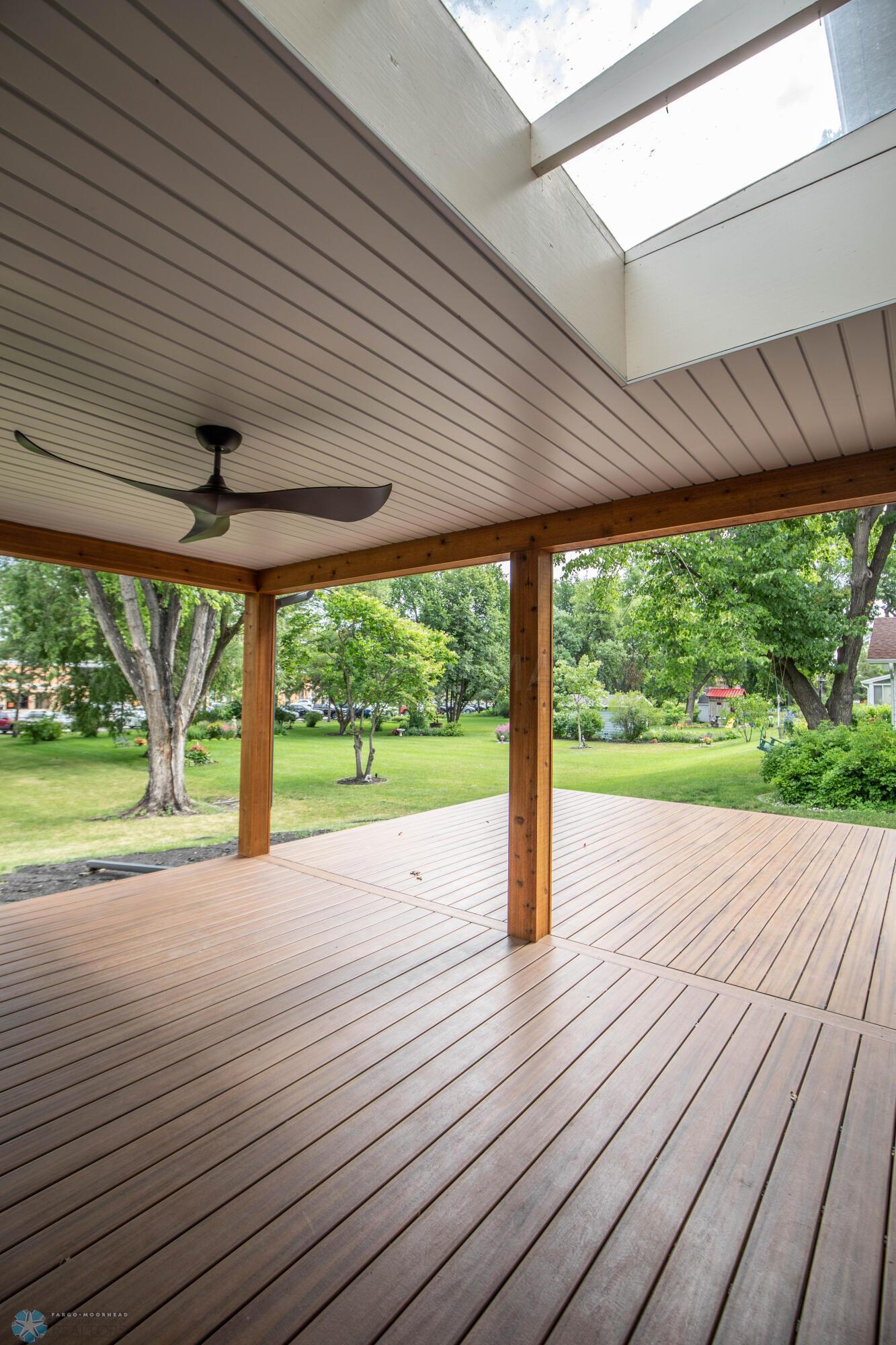Deck