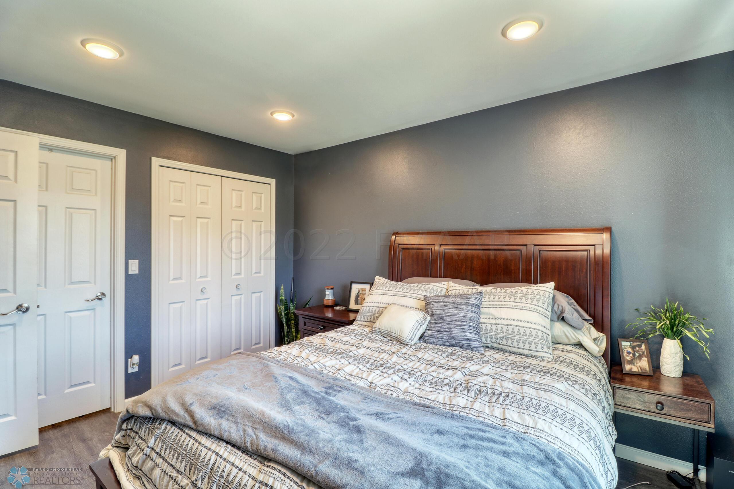 Master Bedroom1_2