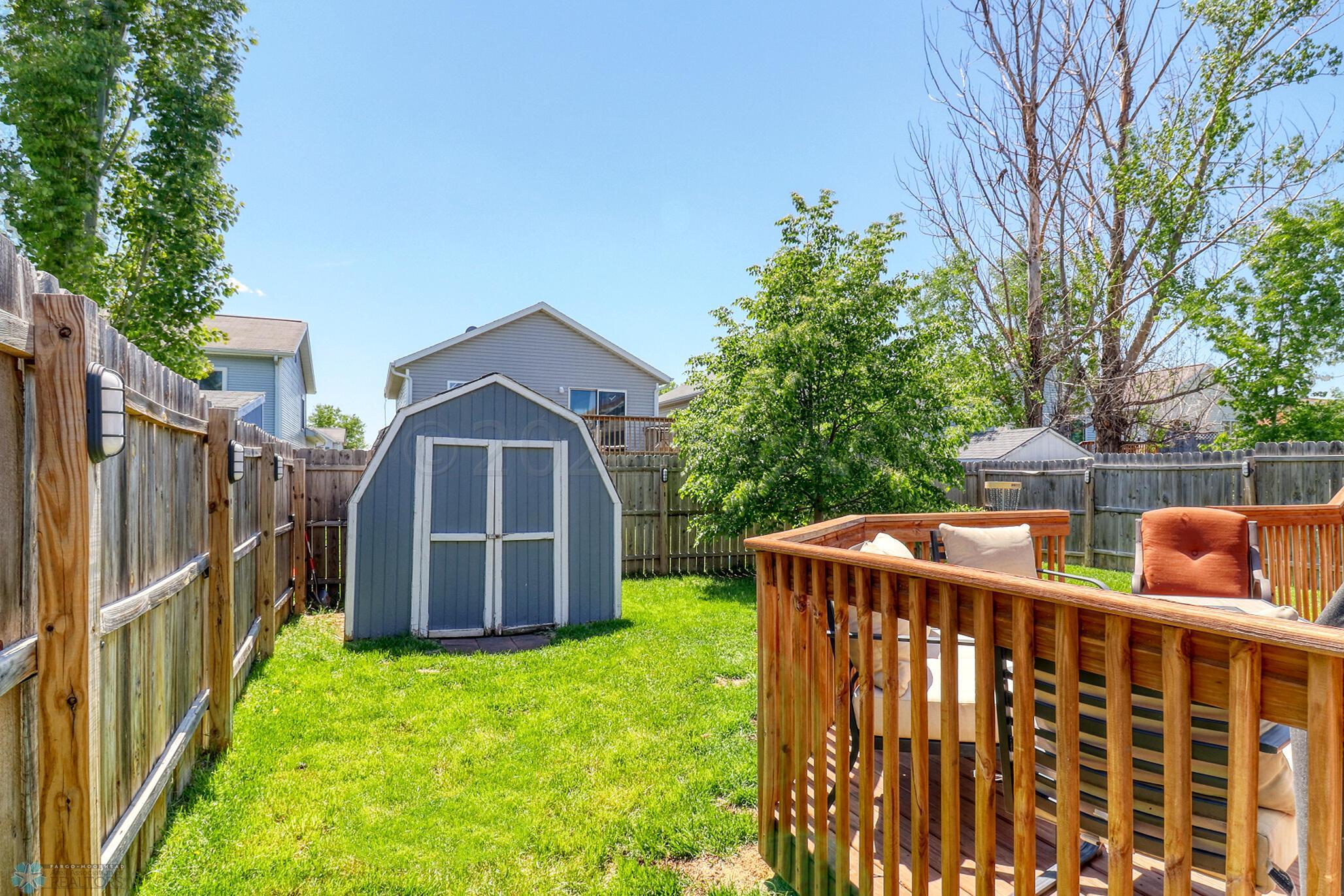 Backyard1_4