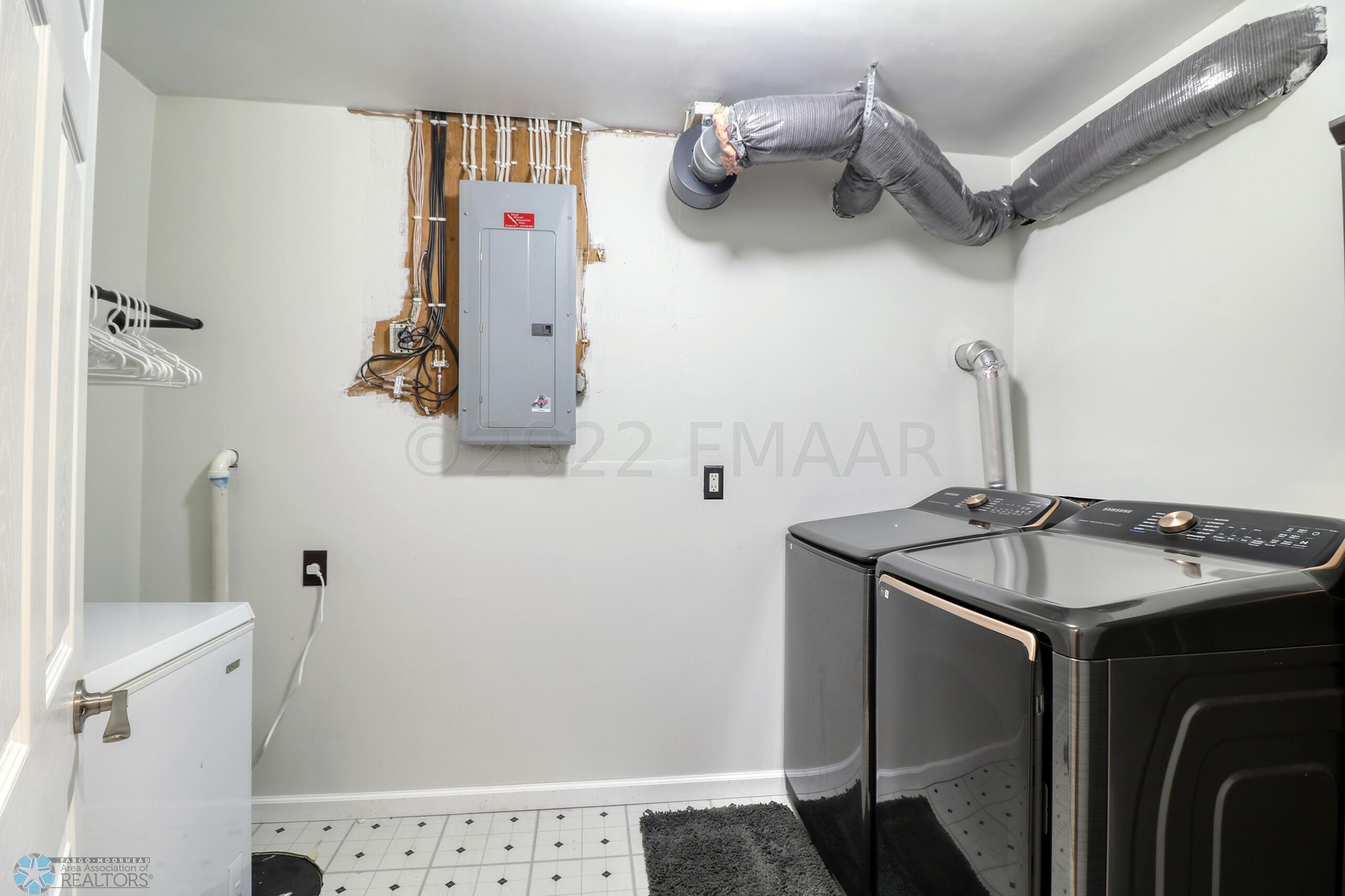 Laundry_mechanical