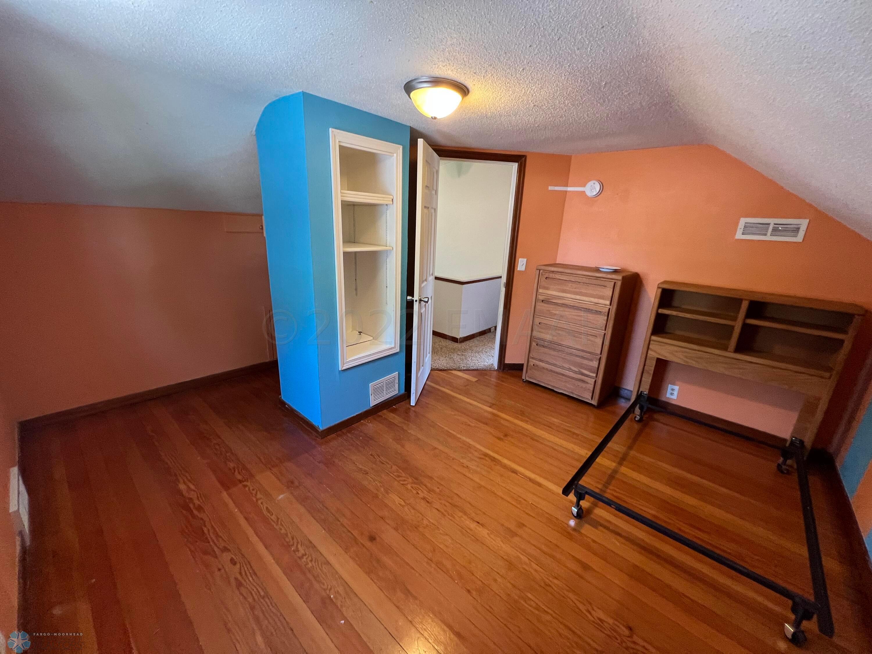 Upstairs Bedroom 1