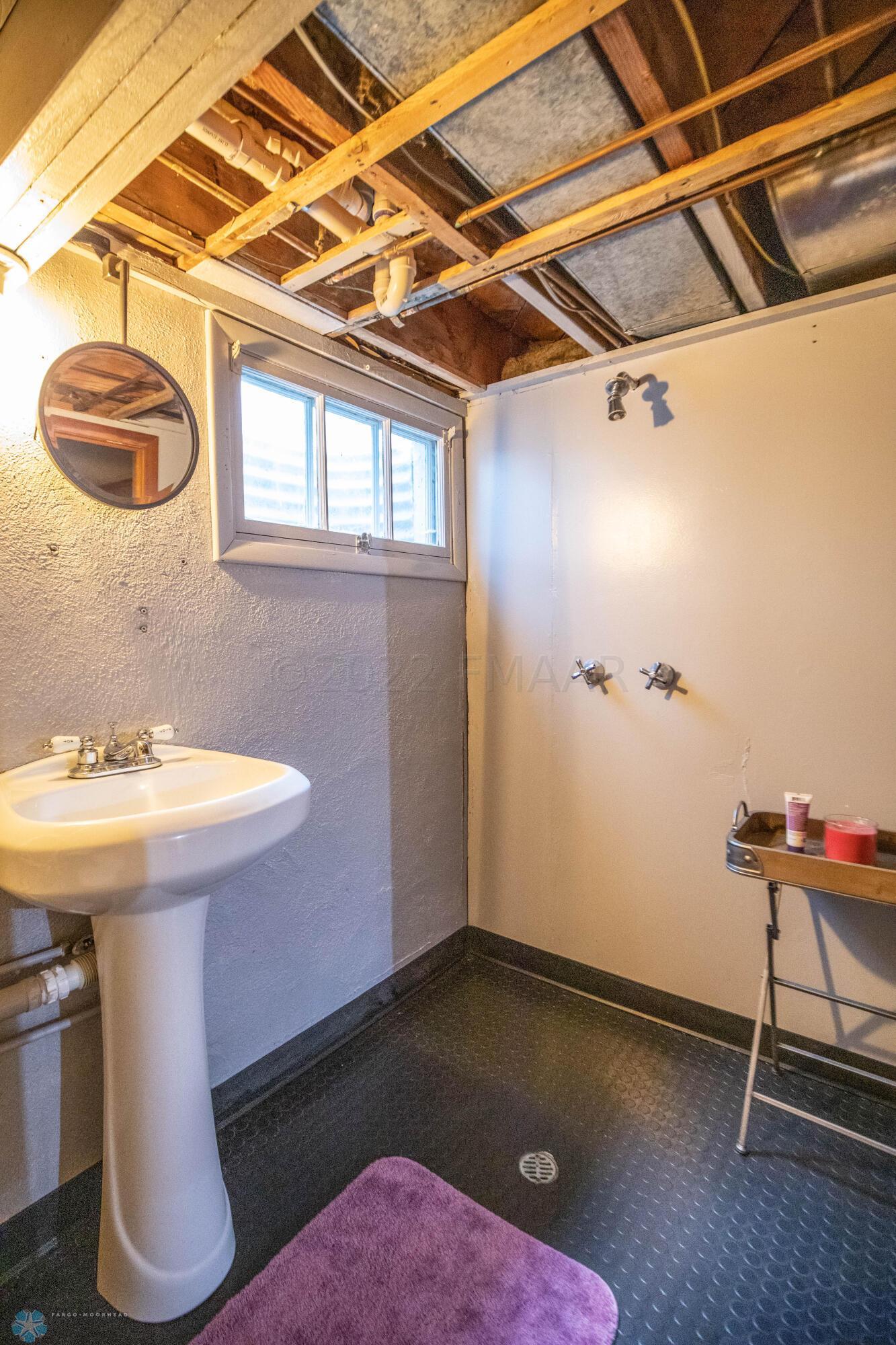 3/4 Bathroom