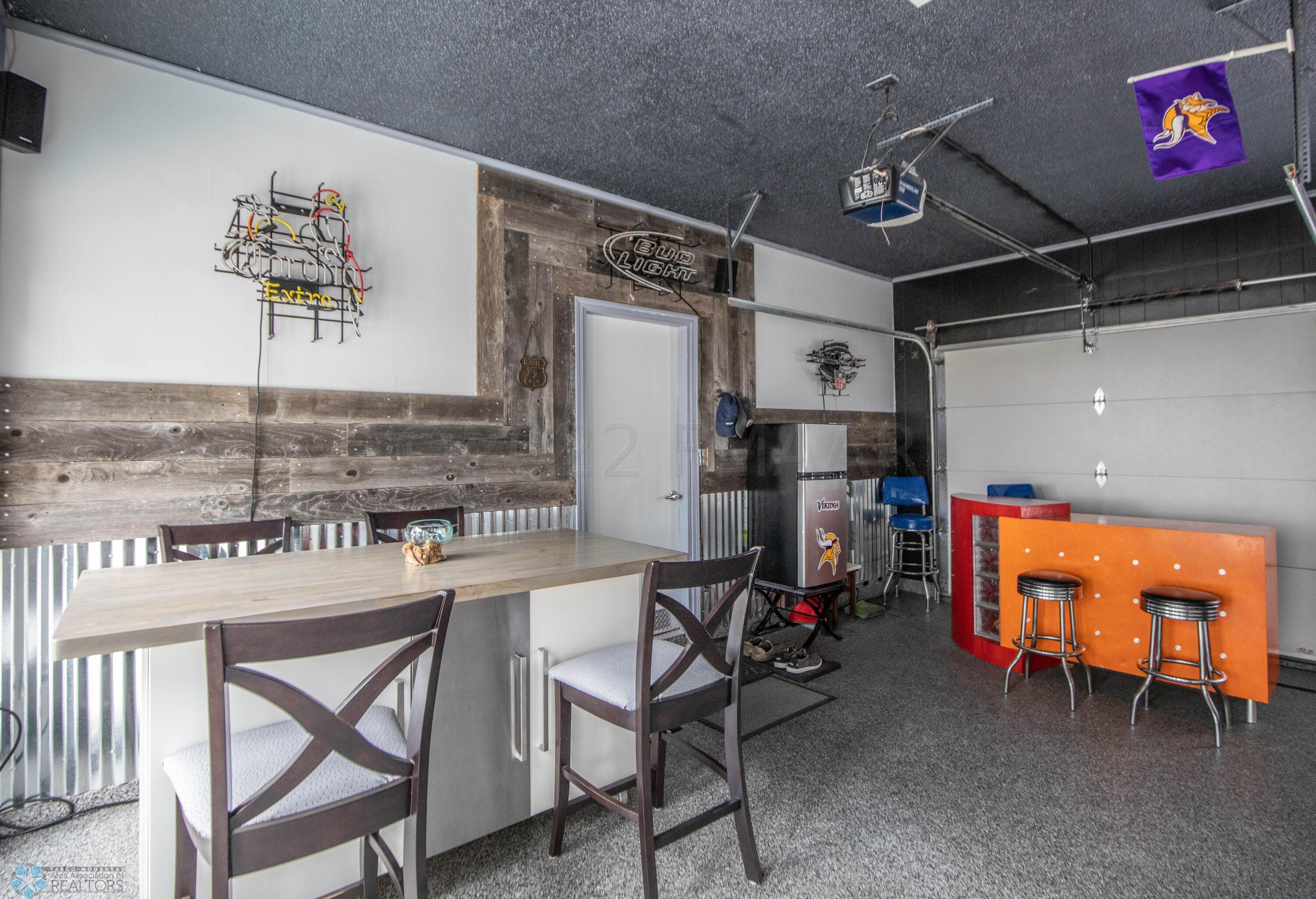 Garage/Entertaining Room