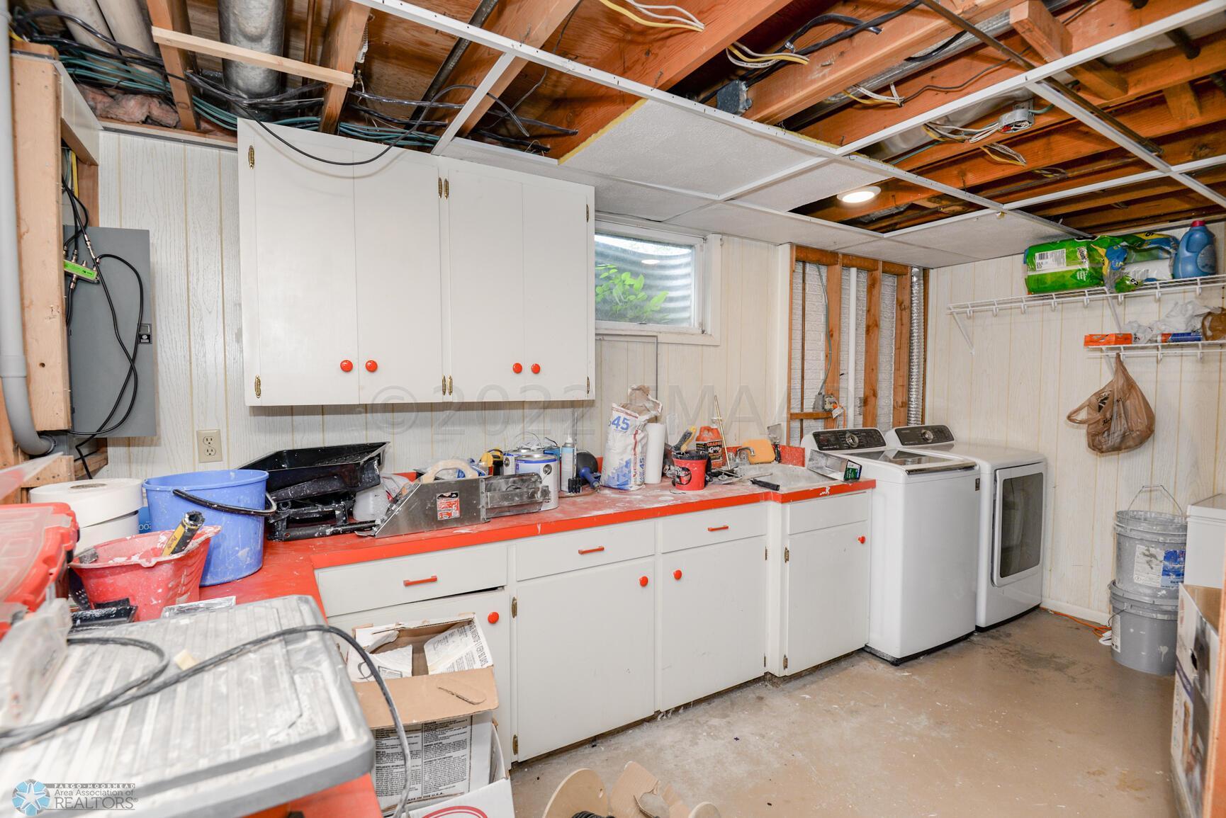 Laundry/Utilities