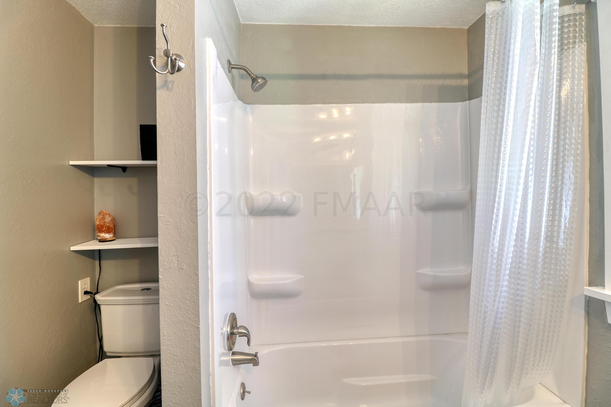 Bathroom2_2