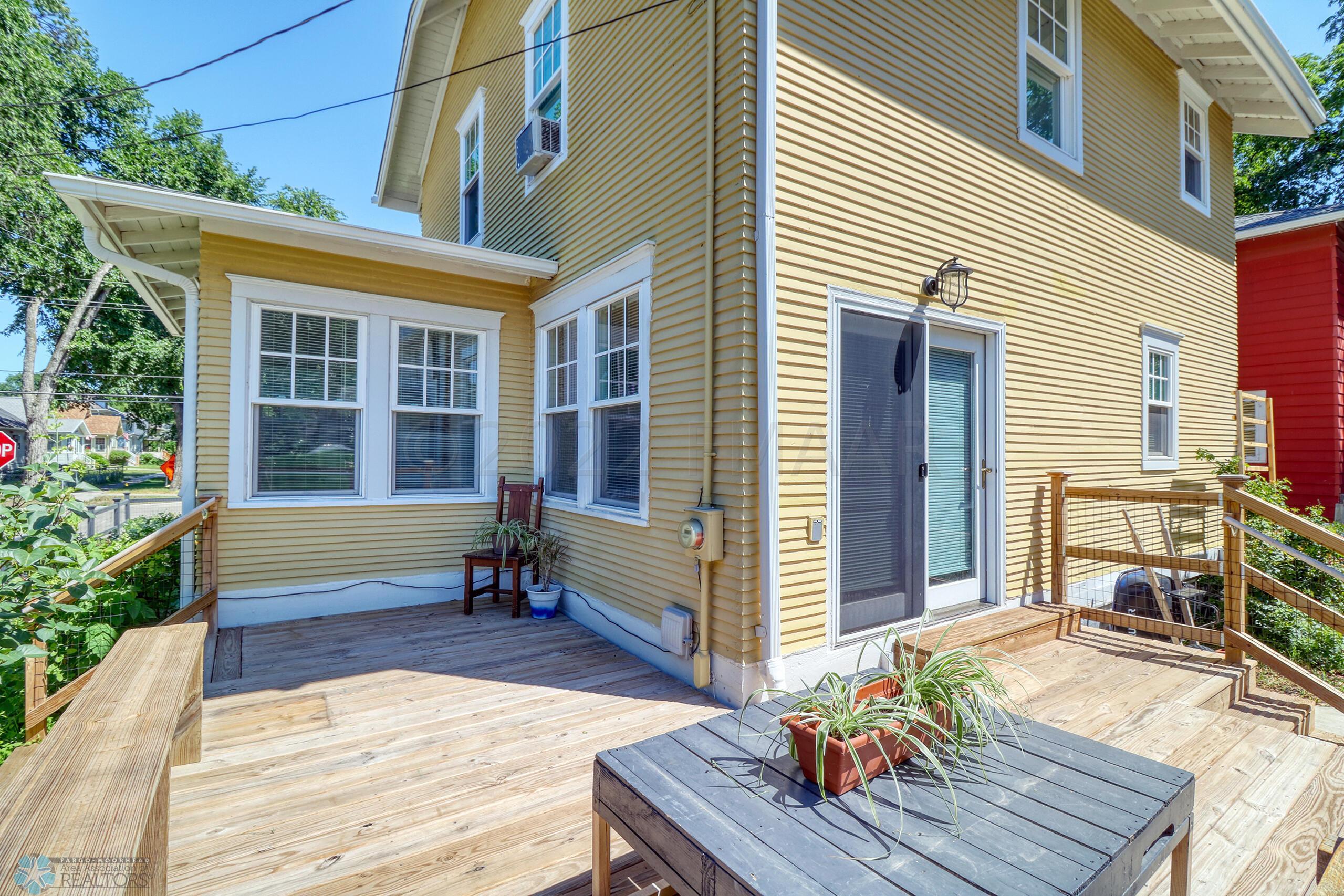 Backyard Deck1_0