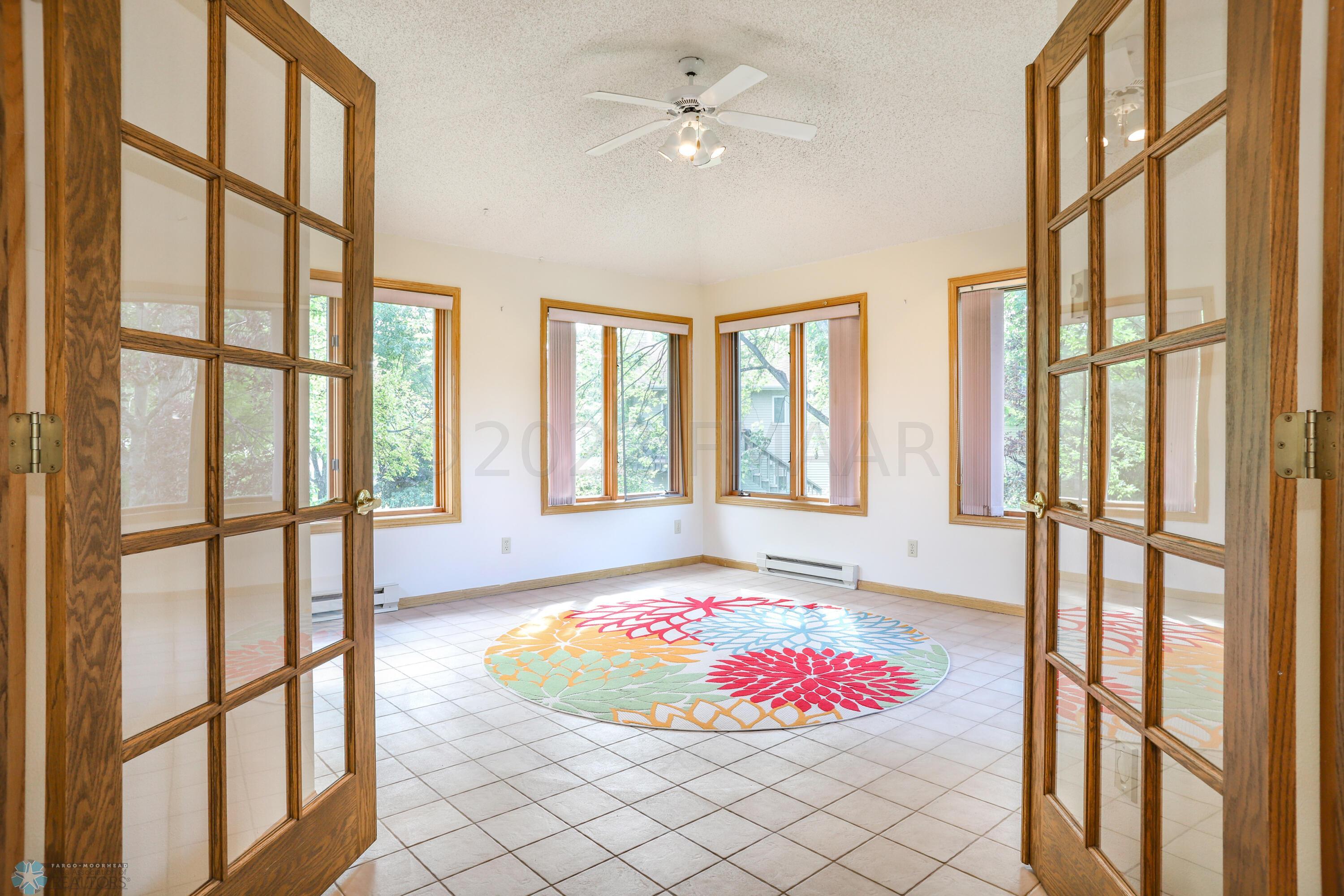 14 x 14 Sunroom