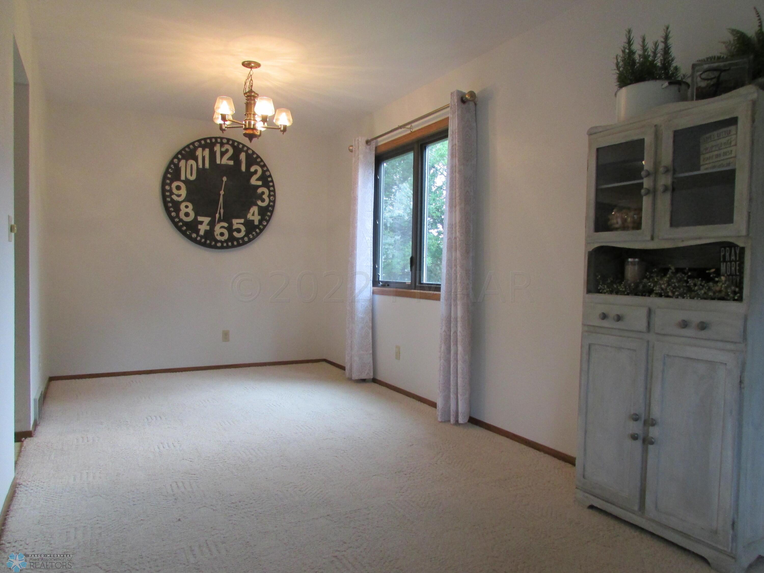 Formal Dining
