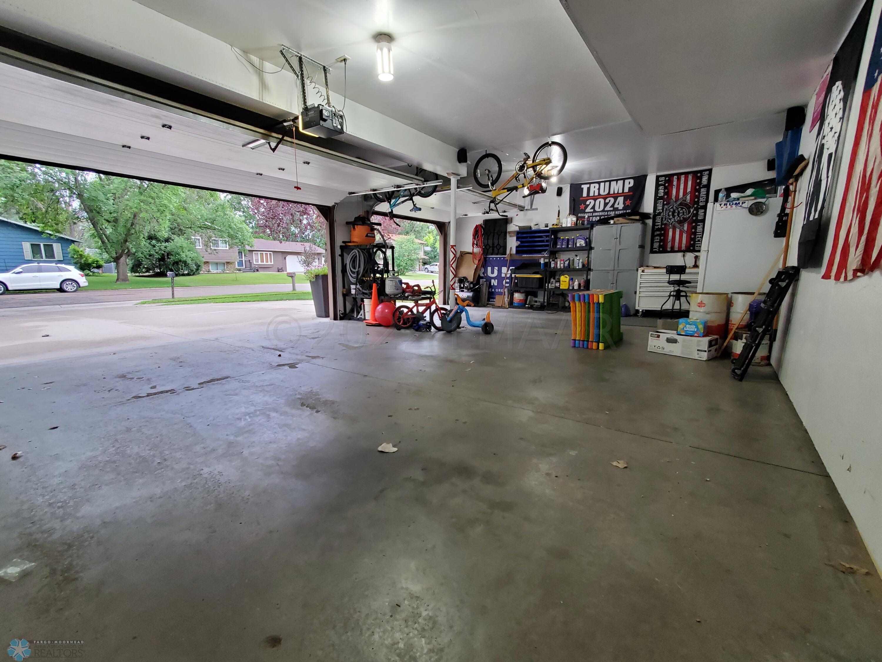 3 stall garage