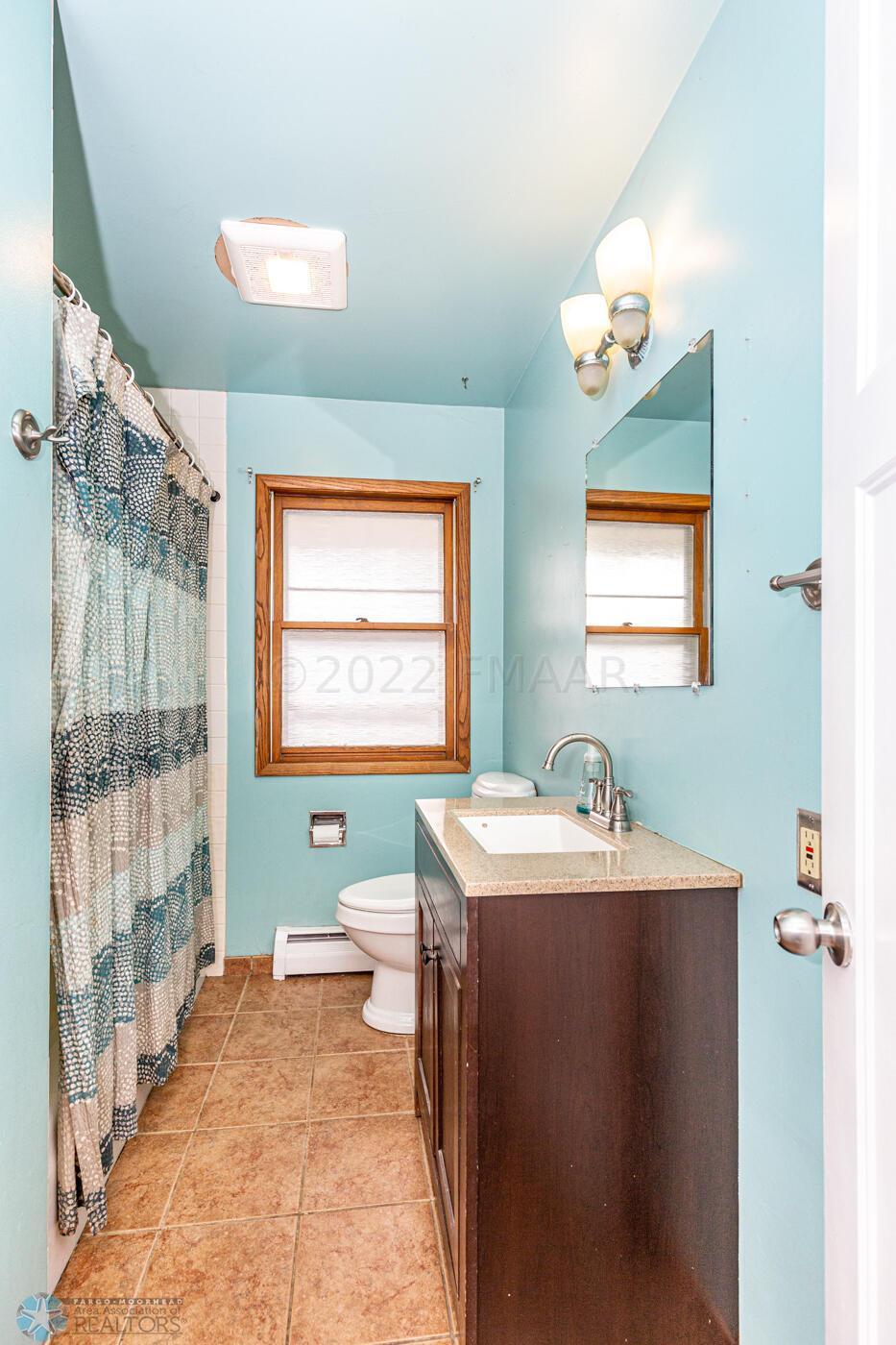 Upper Bathroom