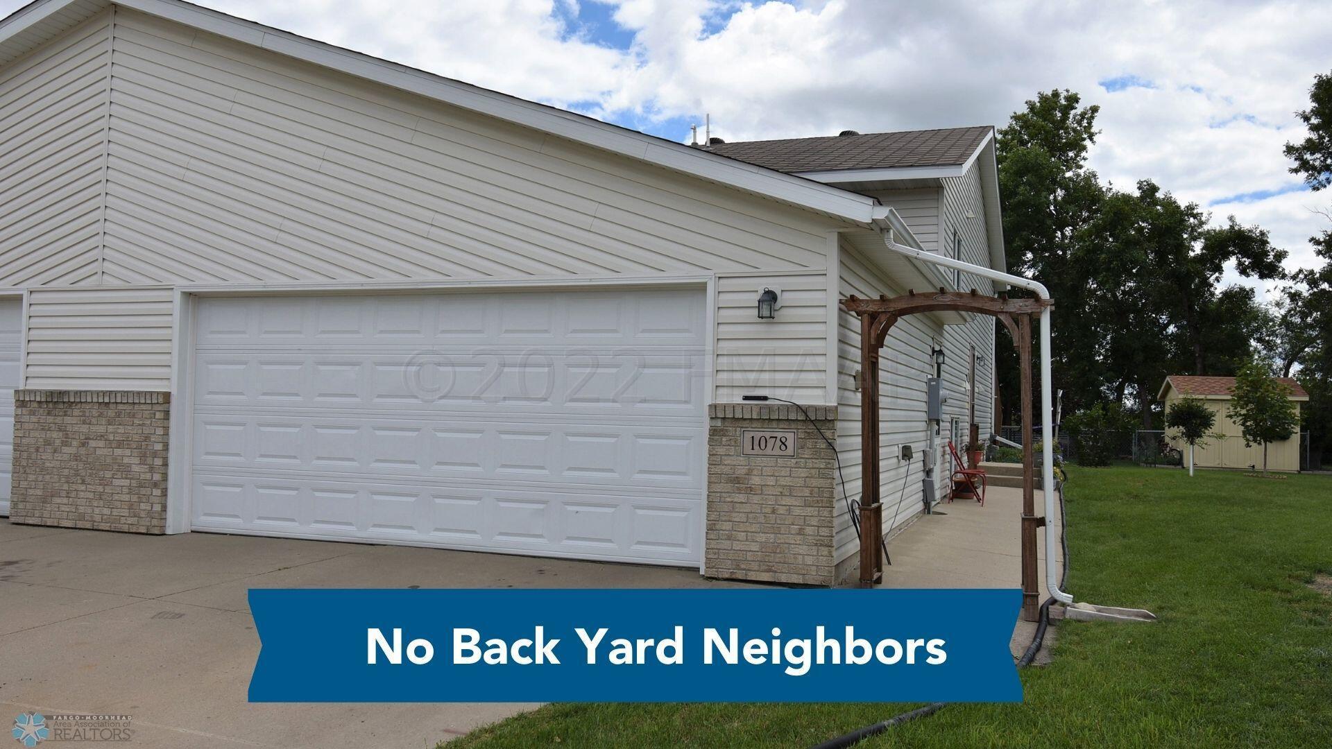 No Back Yard Neighbors