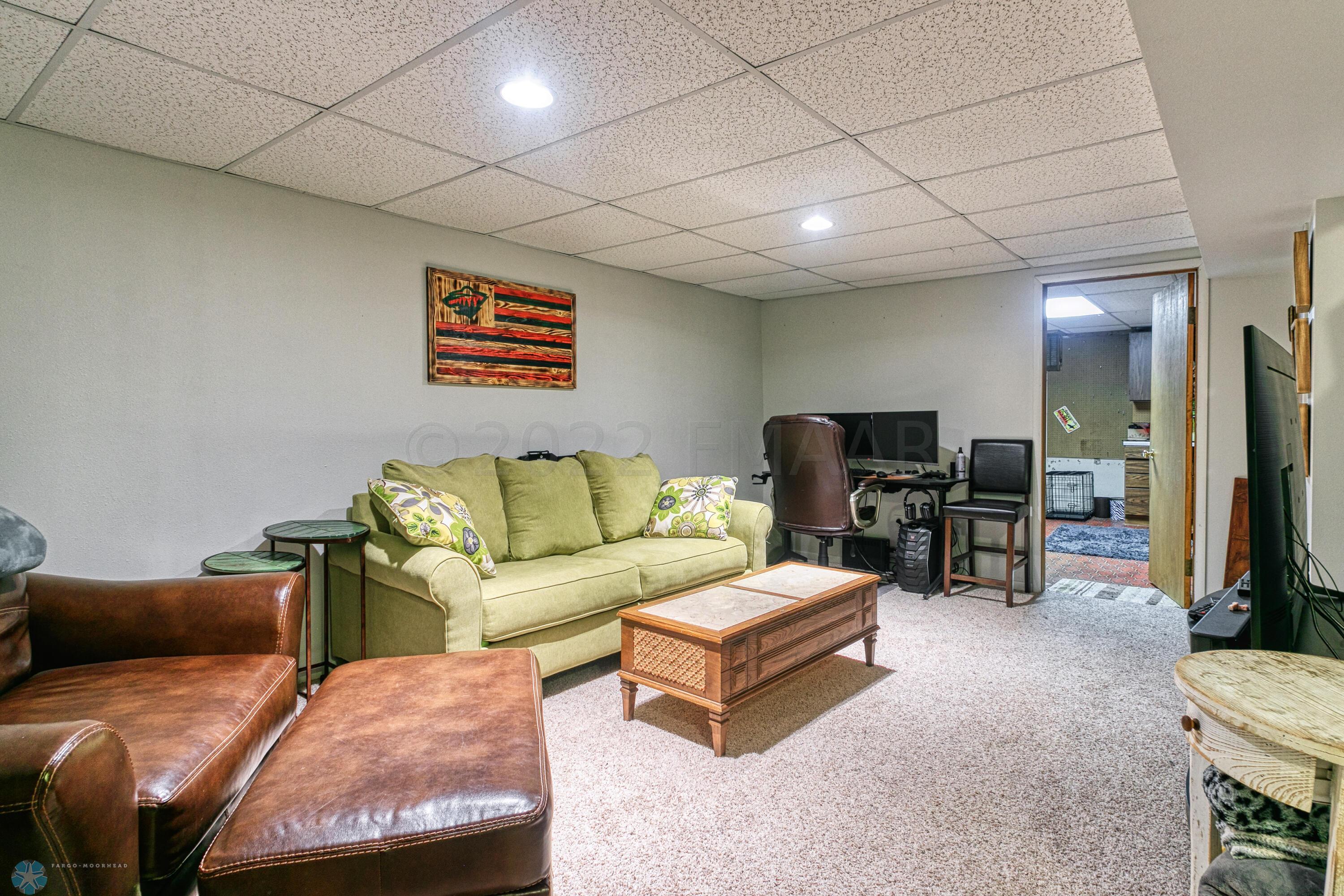 Hommati.com-3119_5th_St_S_MN-07-19-2022-