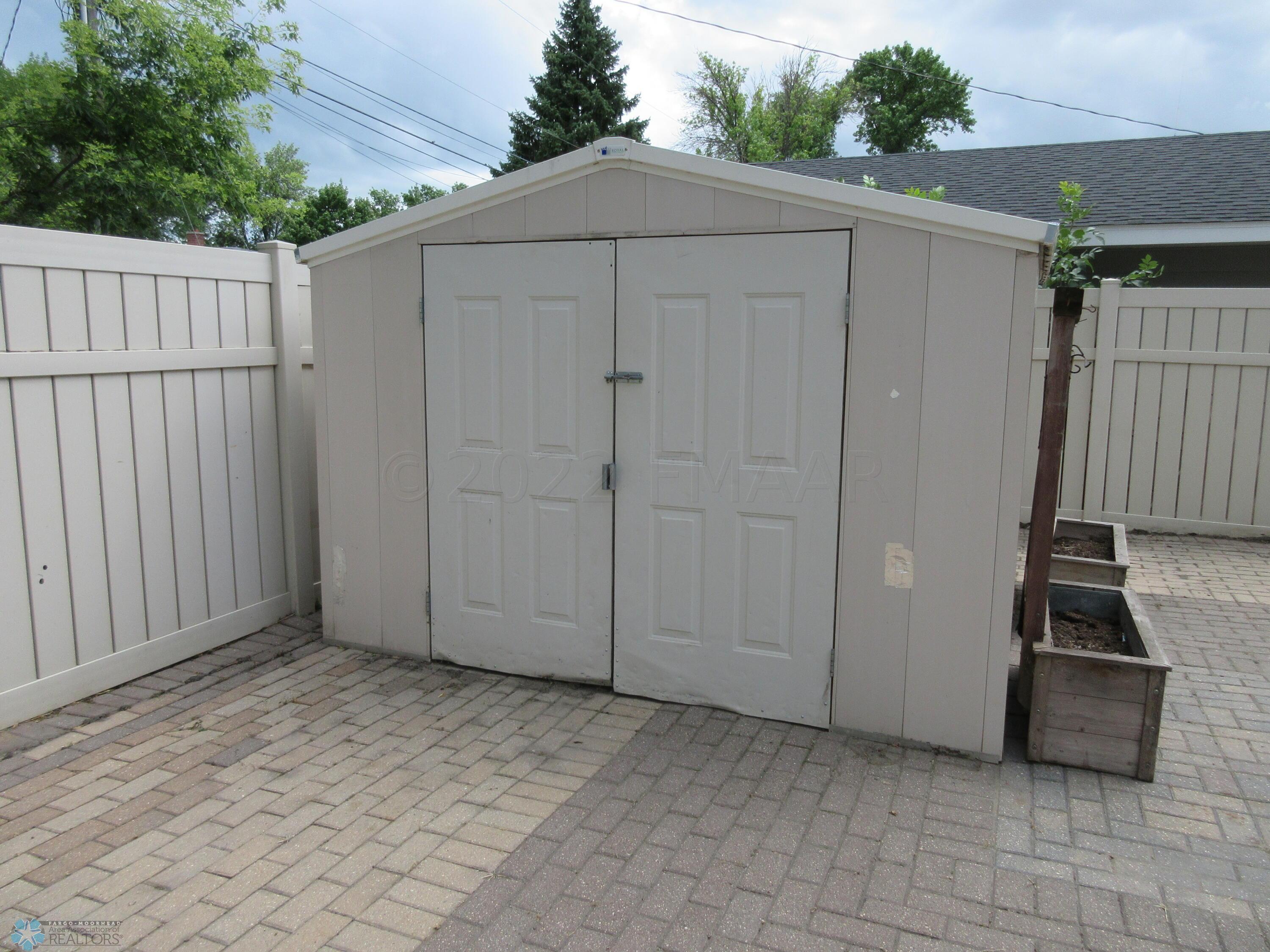 Shed