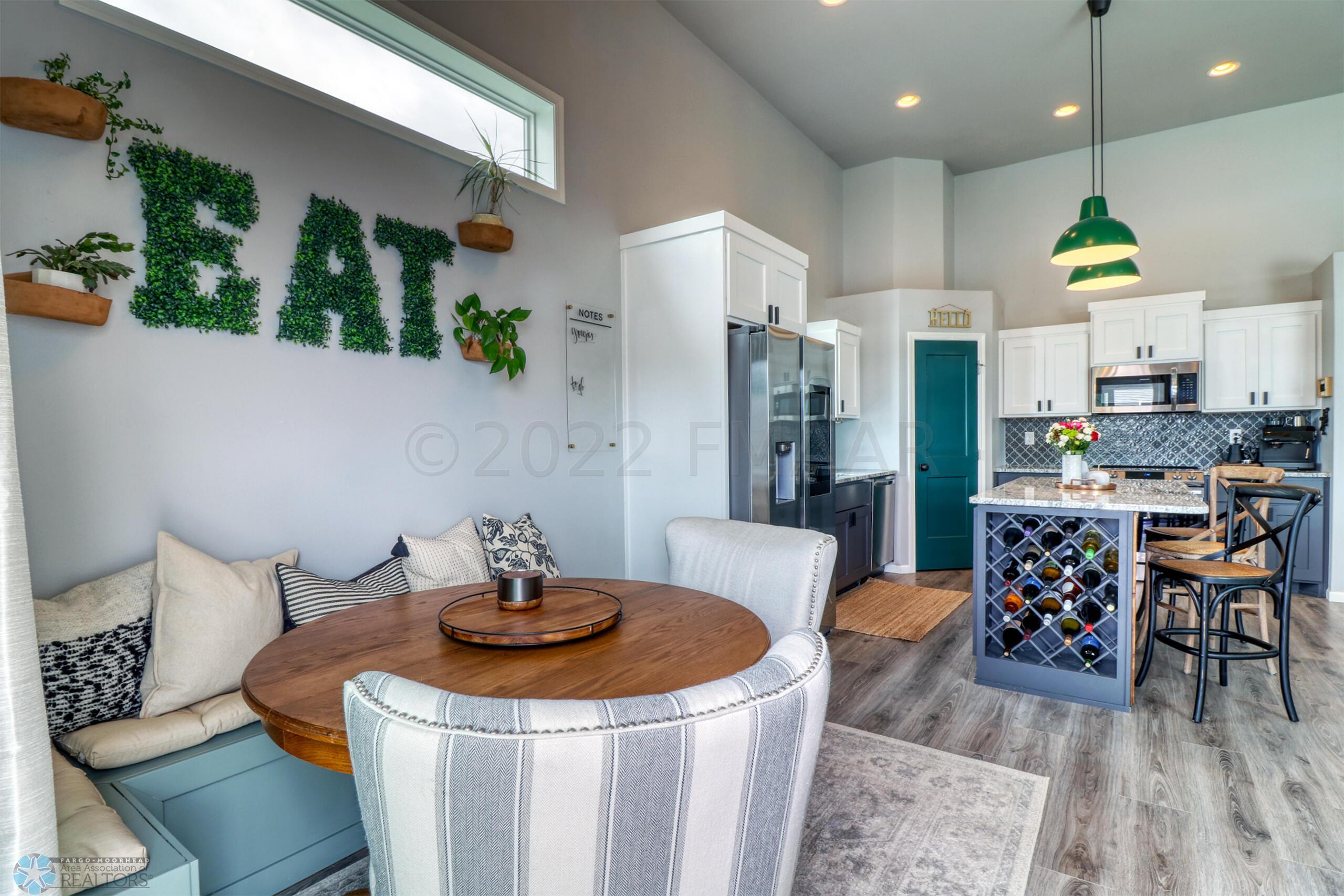 Dining Area1_1