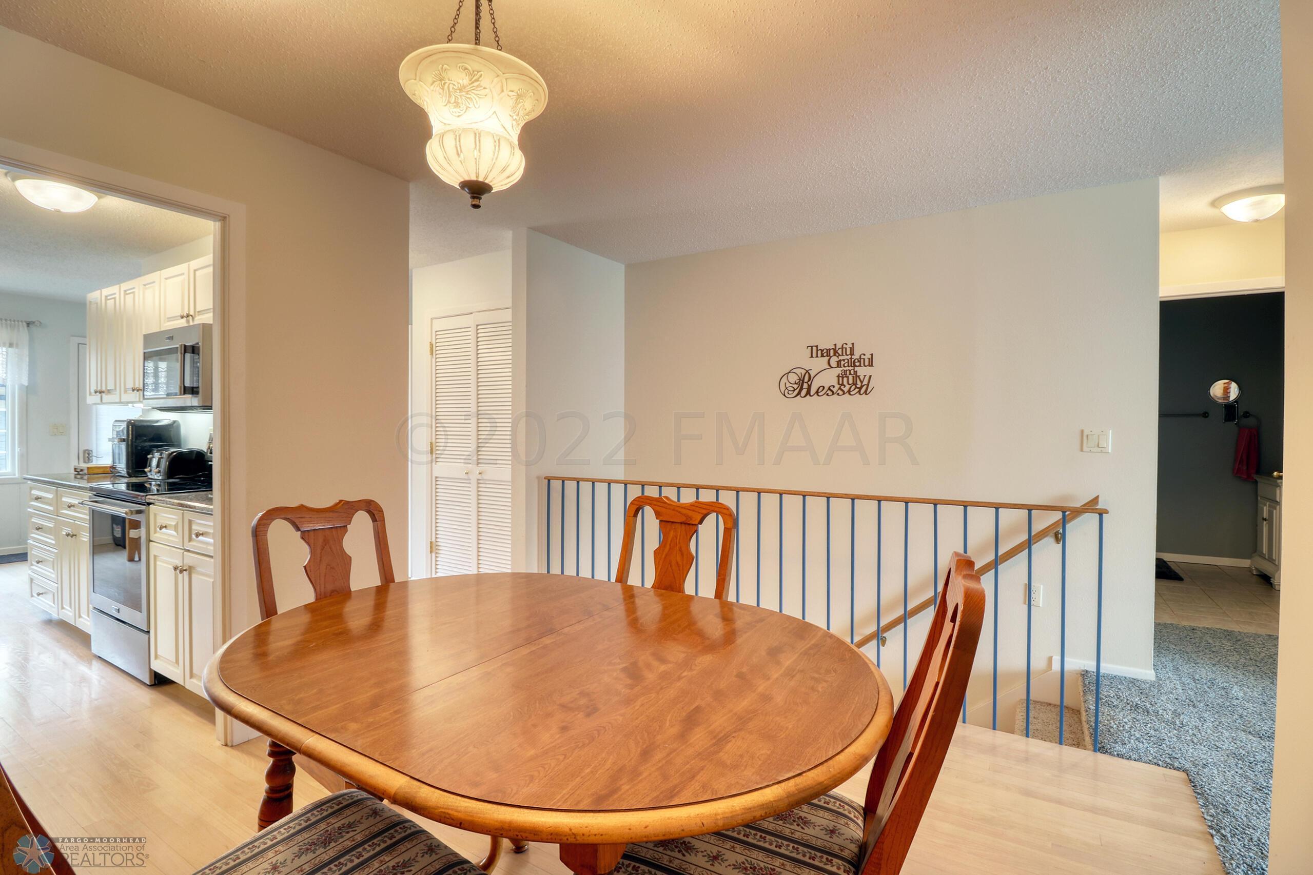 Dining Area1_1