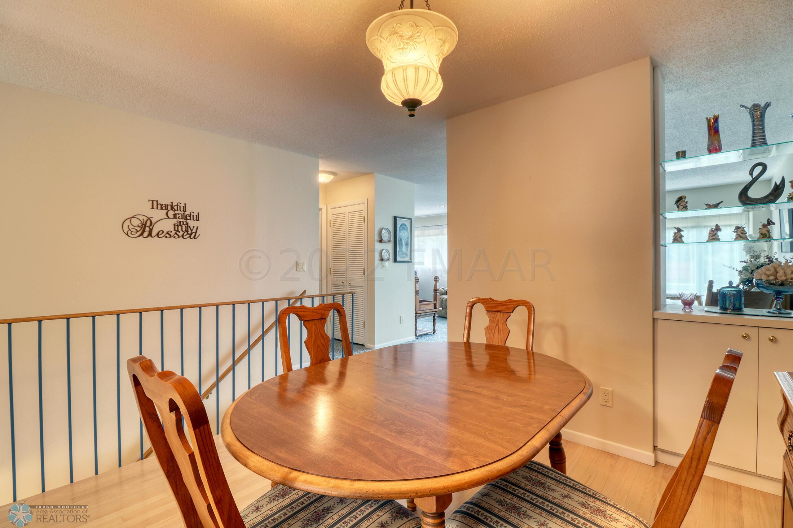 Dining Area1_3