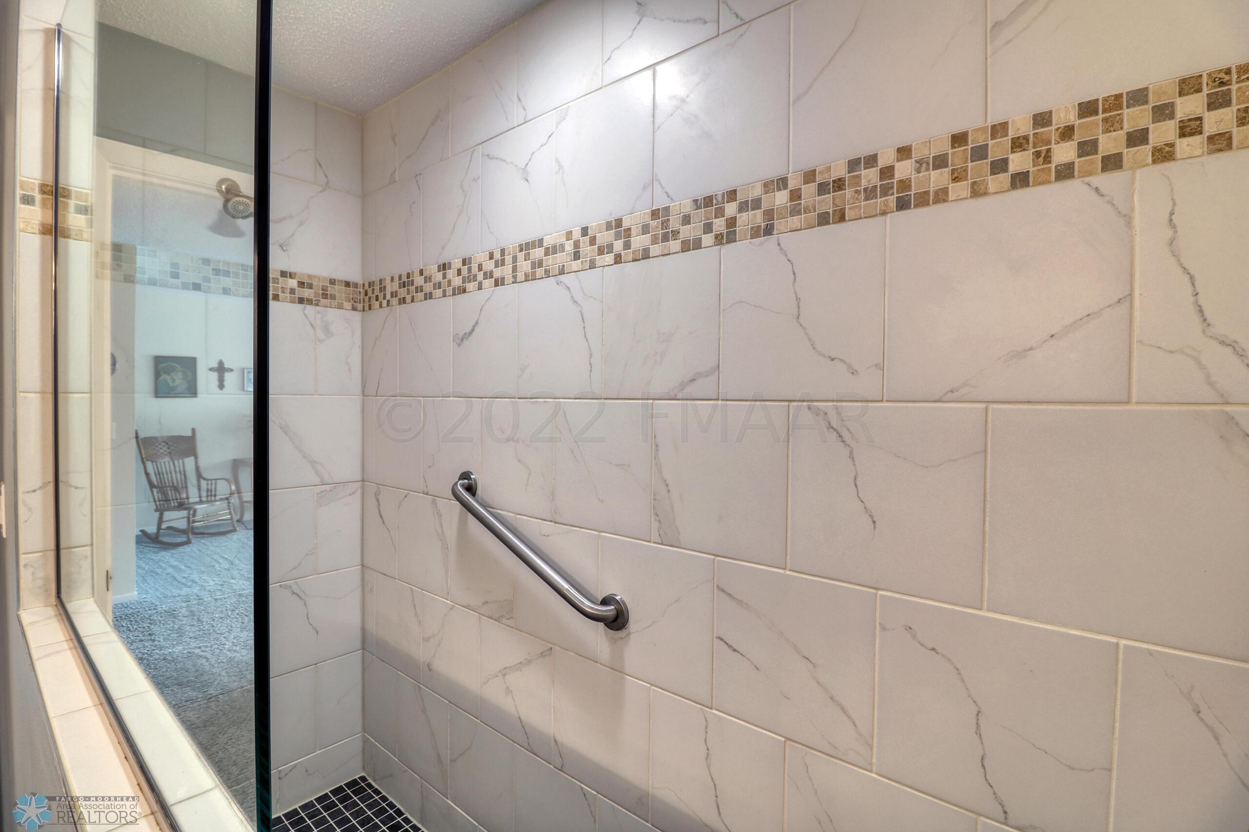 Bathroom1_2