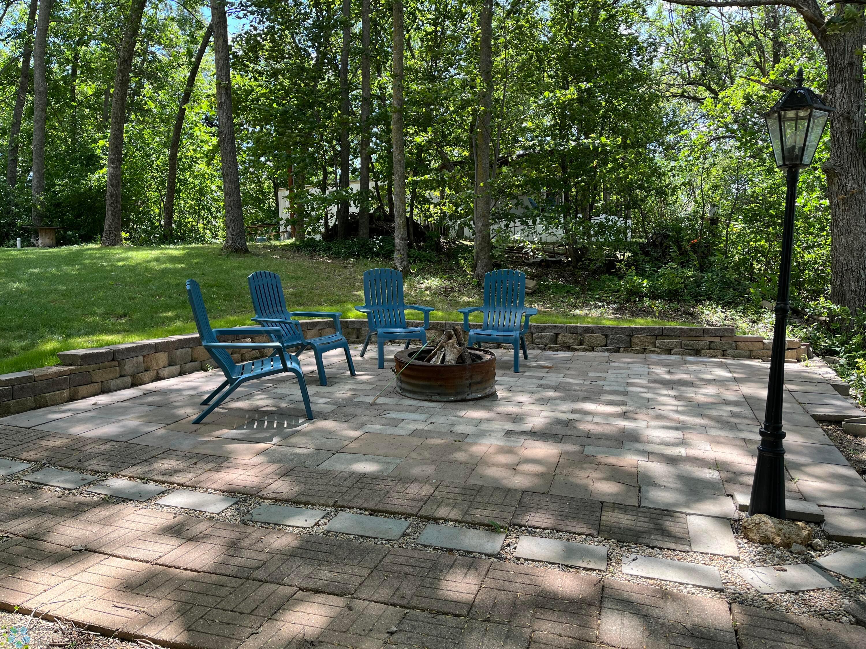 Unwind In The Shade