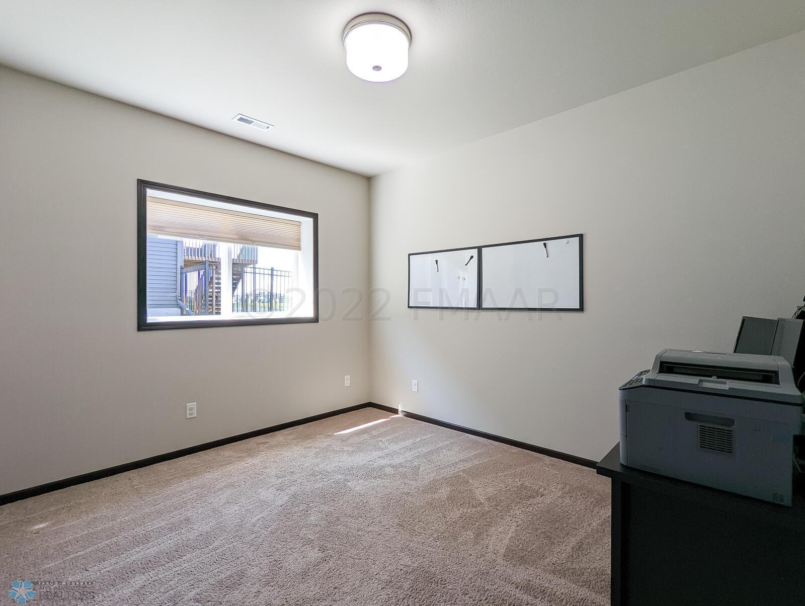 L2P050-161230089